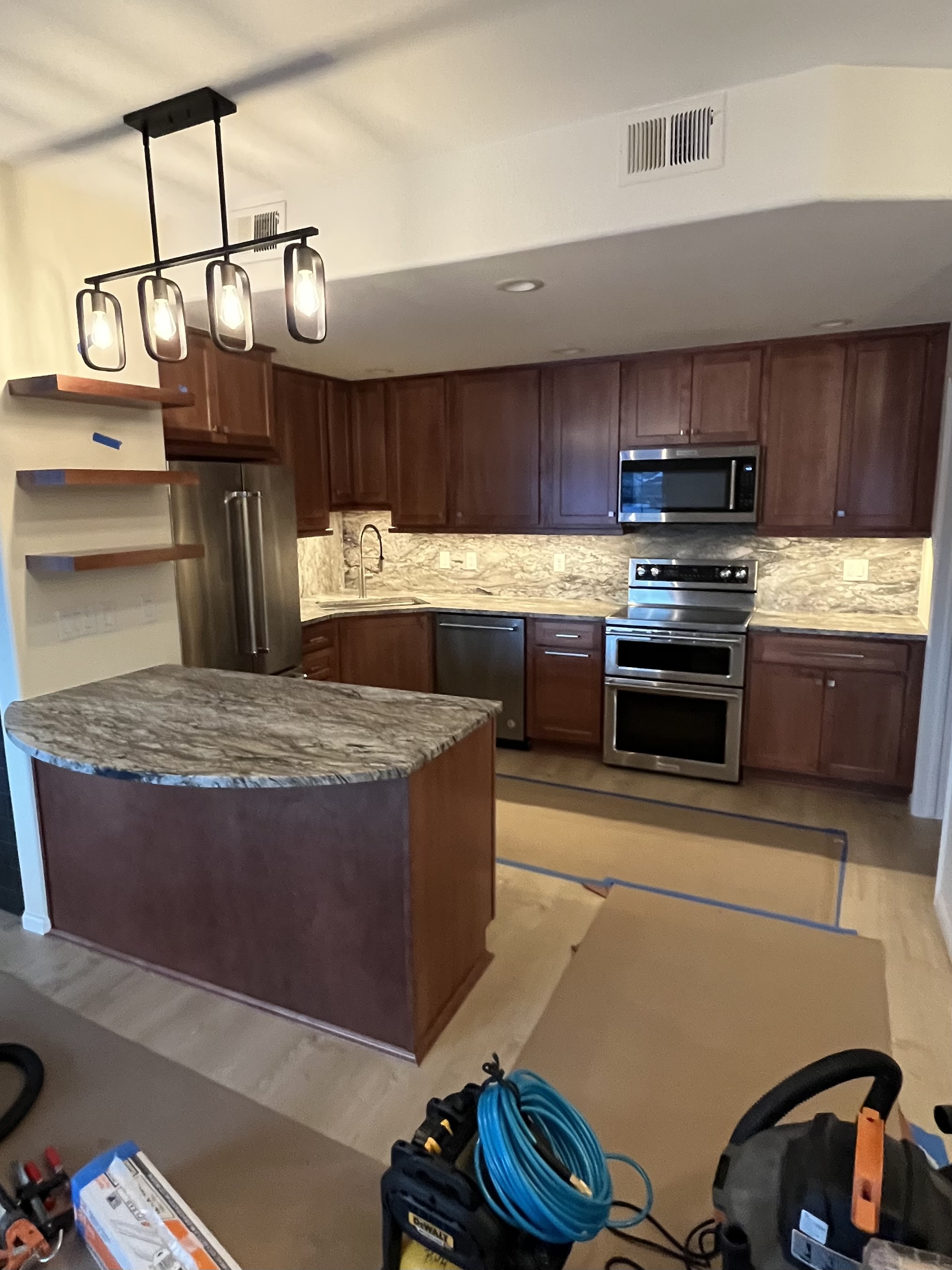 BMH Contracting LLC's image