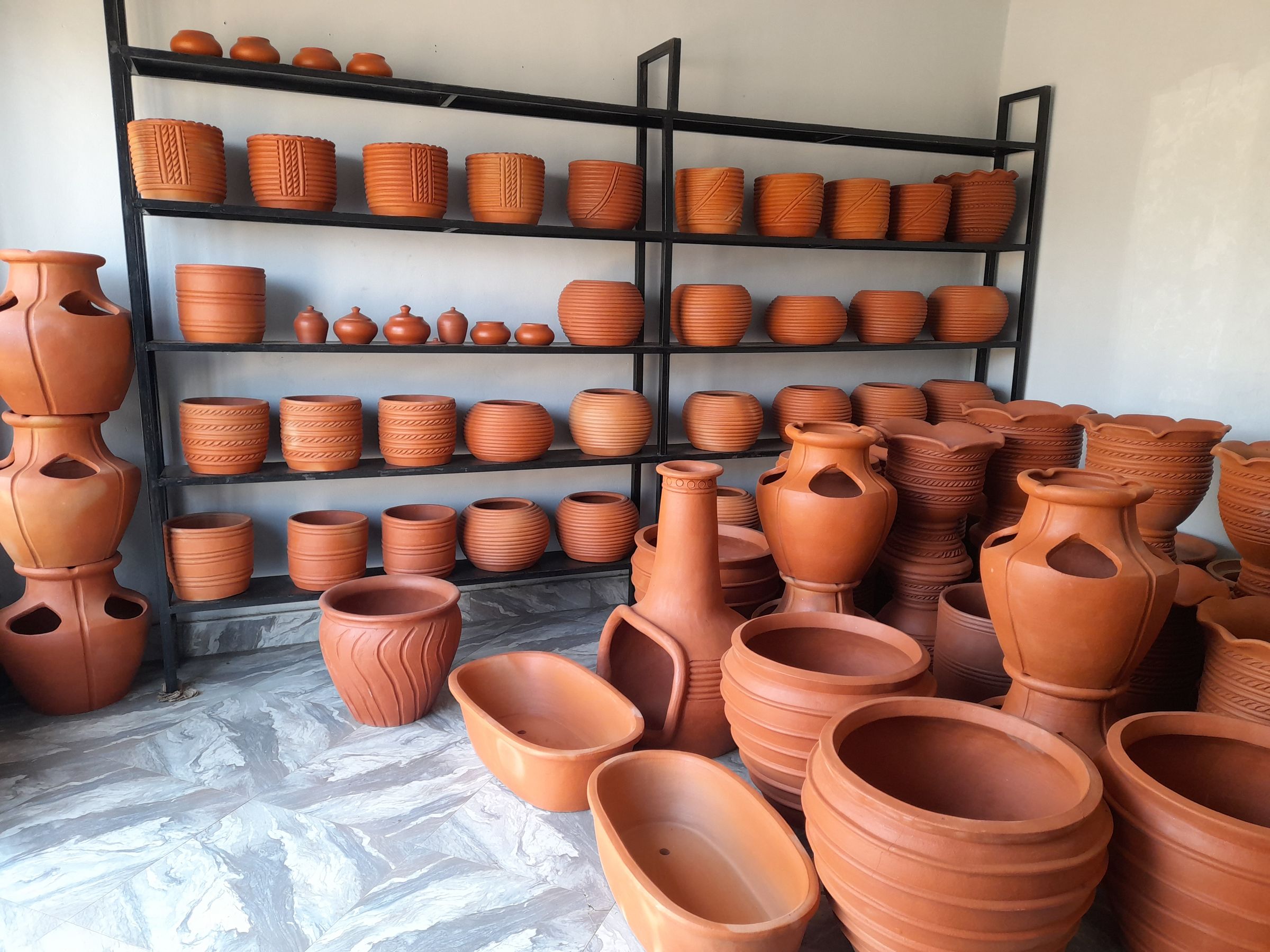 Saruni Pottery's image