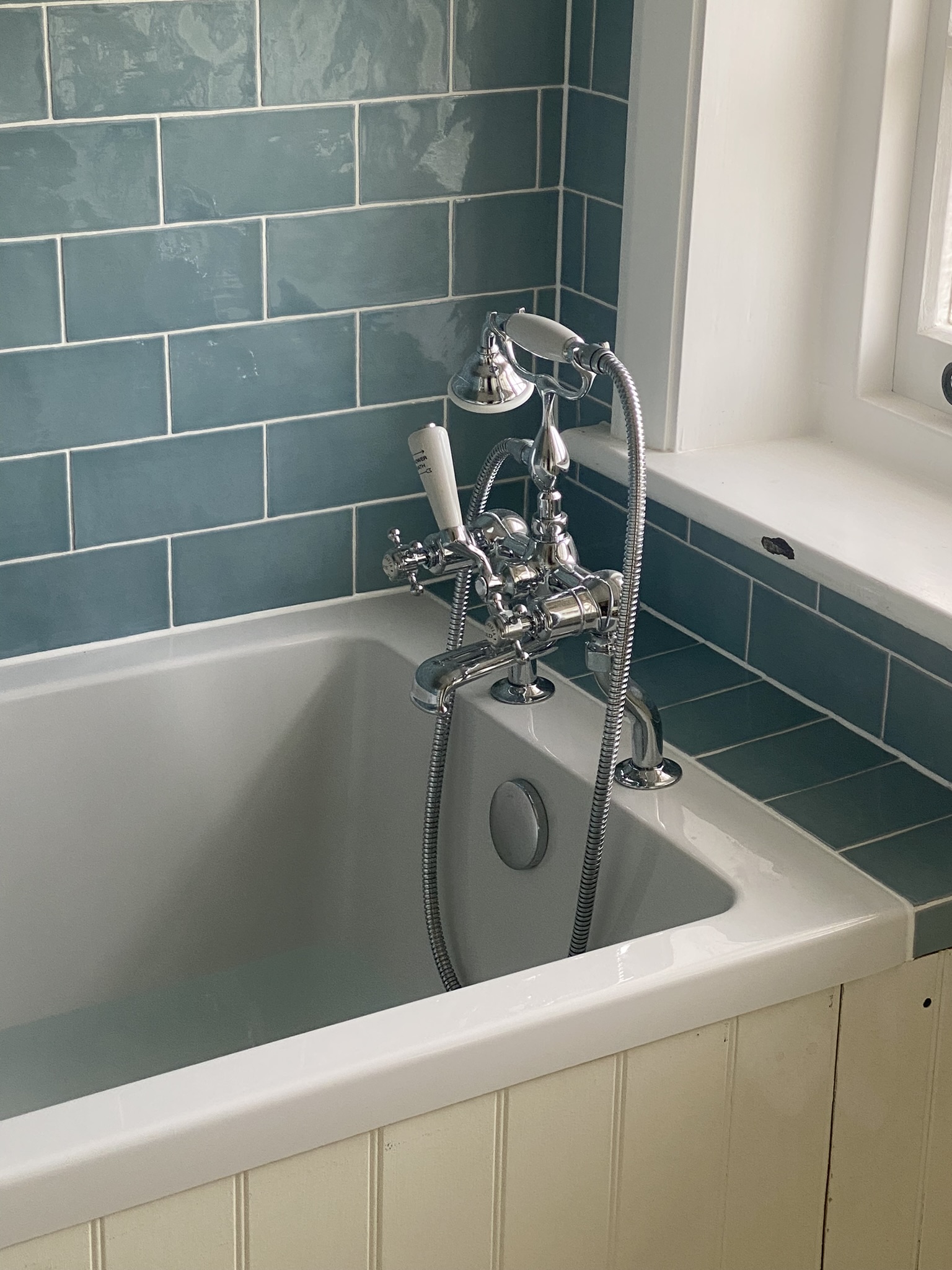 LH Plumbing and Heating's image