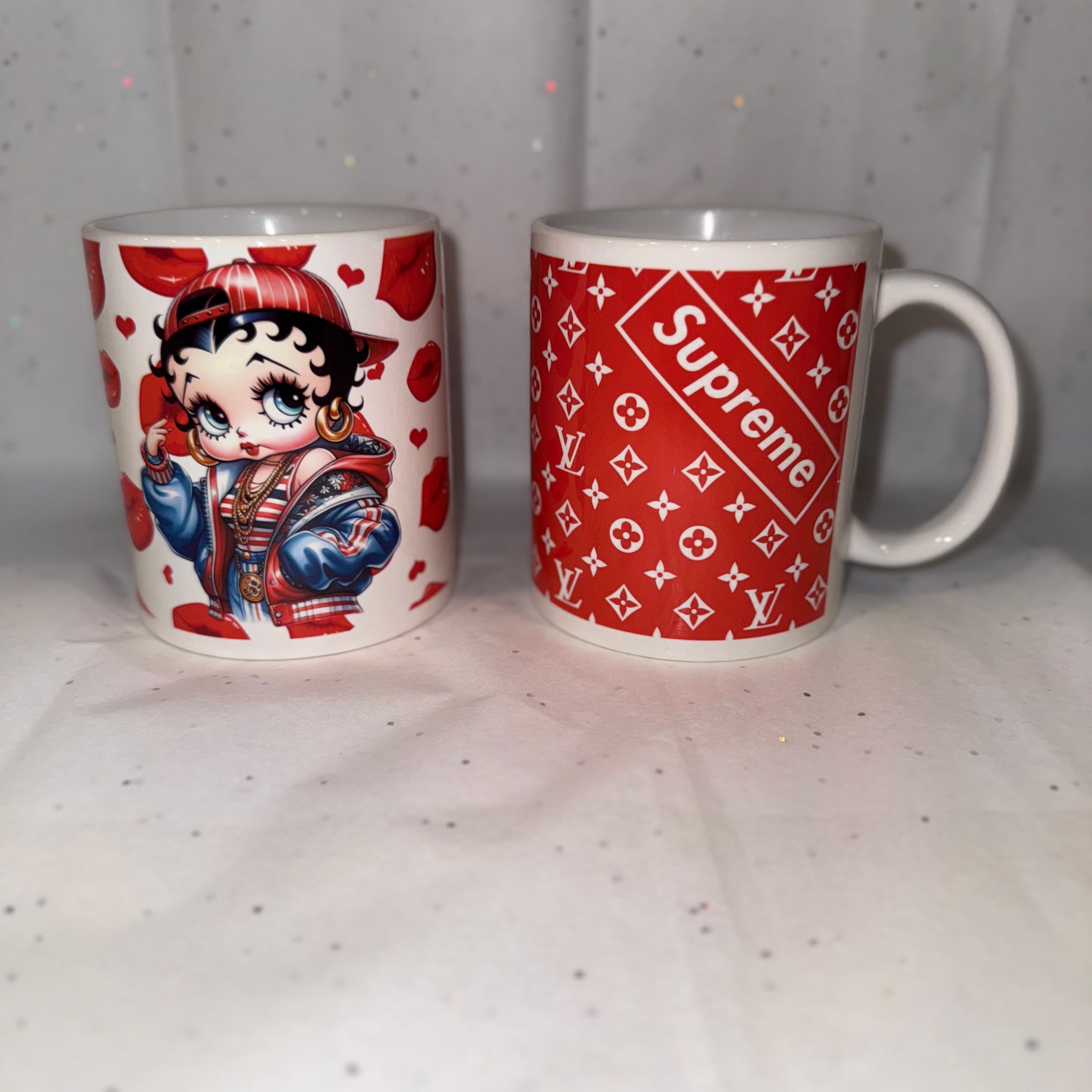 White mug 