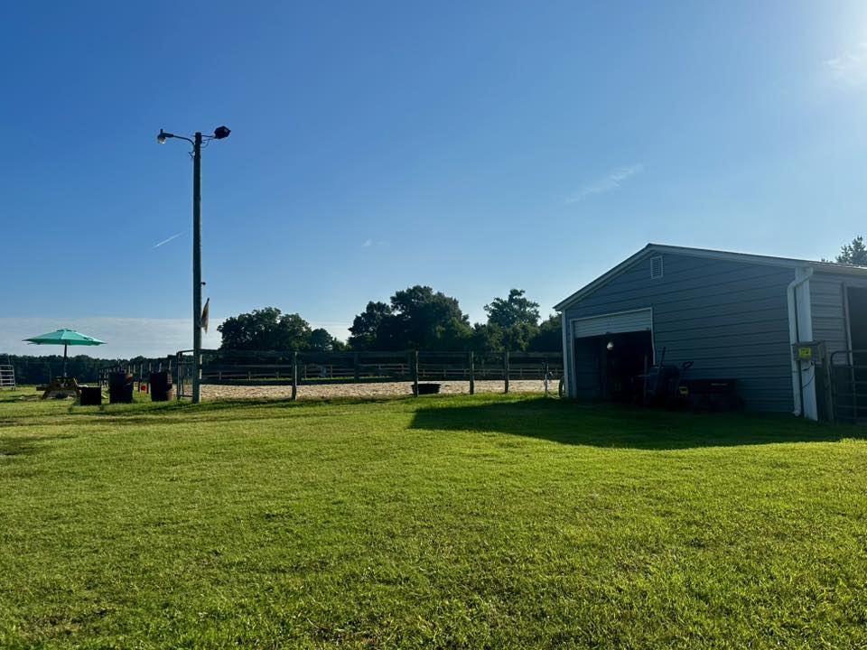 Front of barn, arena and picnic area