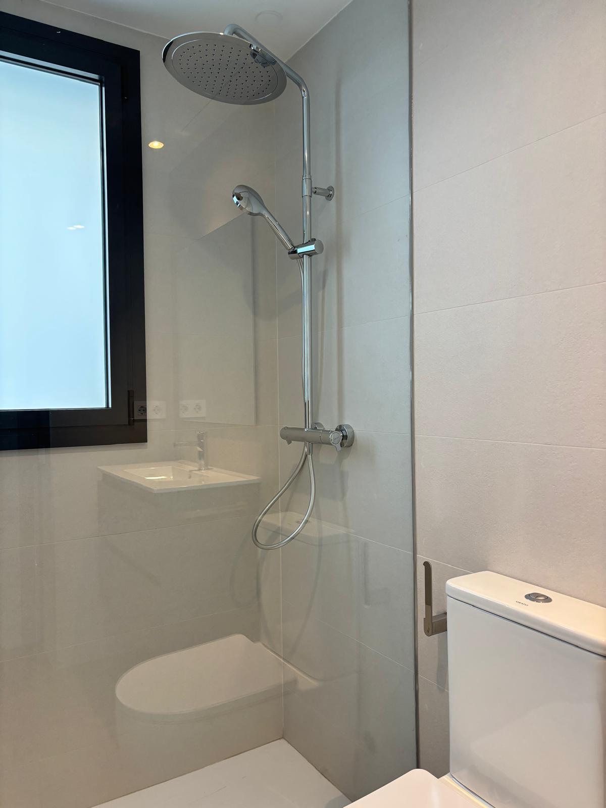 CPB – Acabados de Obra: Pavimentos, Alicatados y Pulidos.'s image