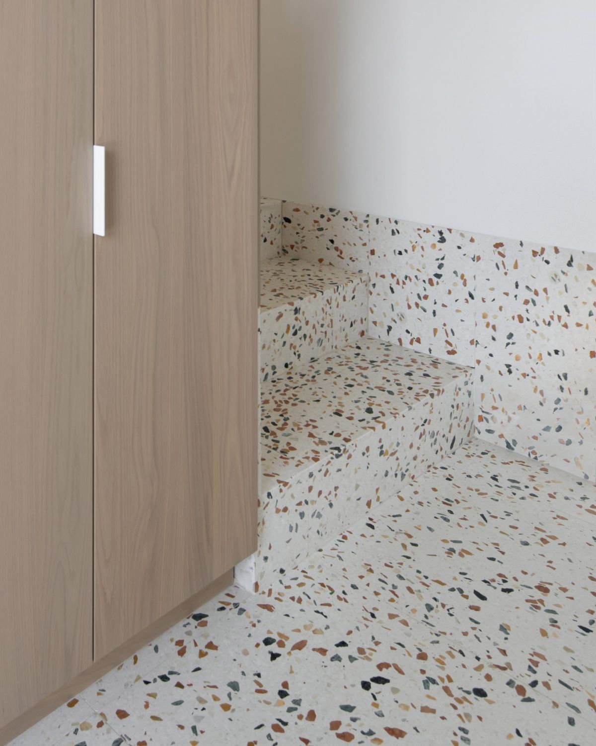 CPB – Acabados de Obra: Pavimentos, Alicatados y Pulidos.'s image