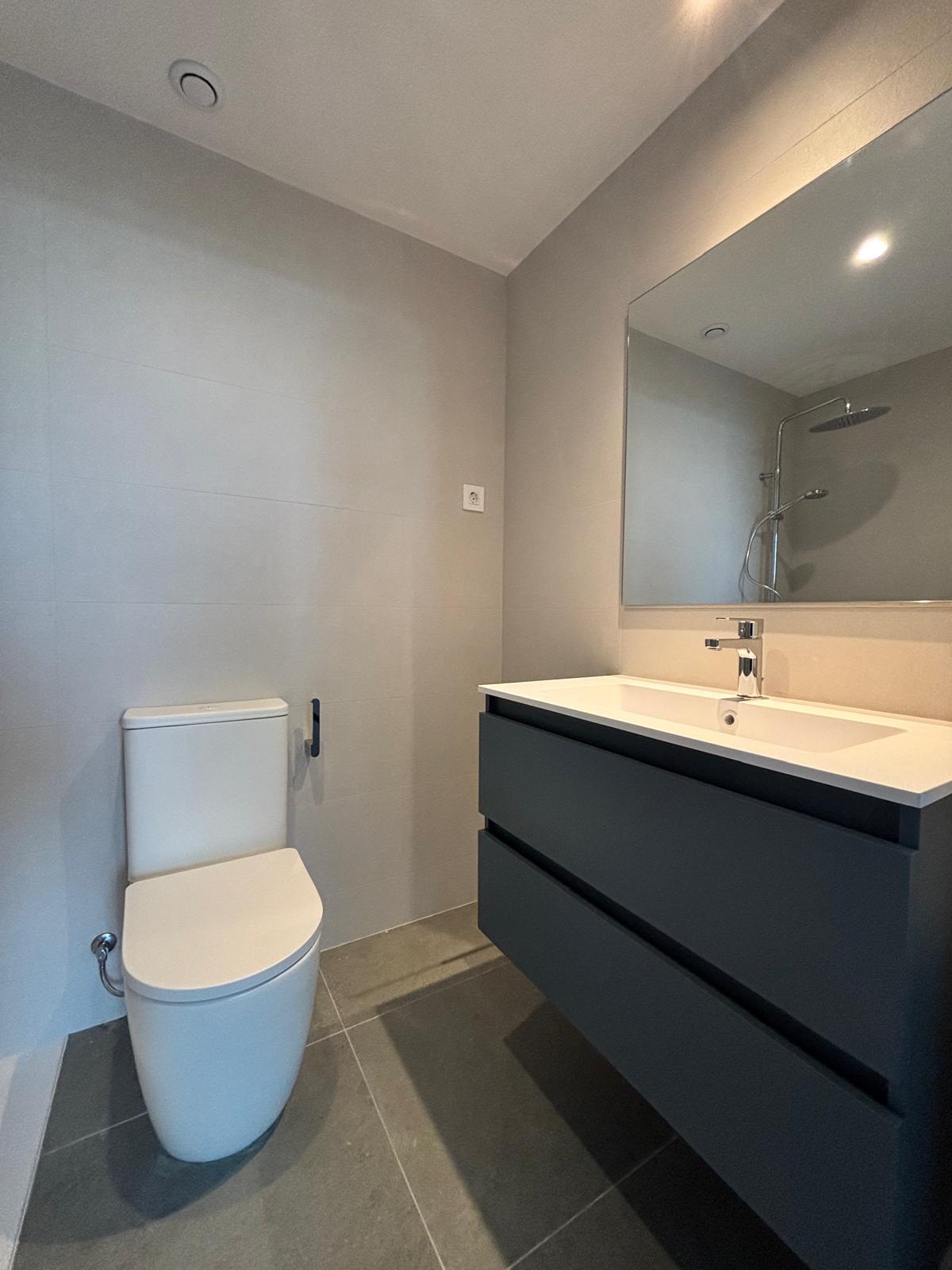 CPB – Acabados de Obra: Pavimentos, Alicatados y Pulidos.'s image