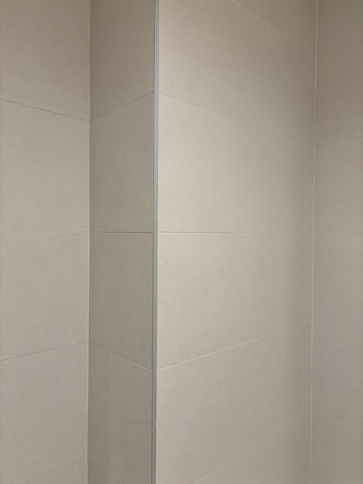 CPB – Acabados de Obra: Pavimentos, Alicatados y Pulidos.'s image