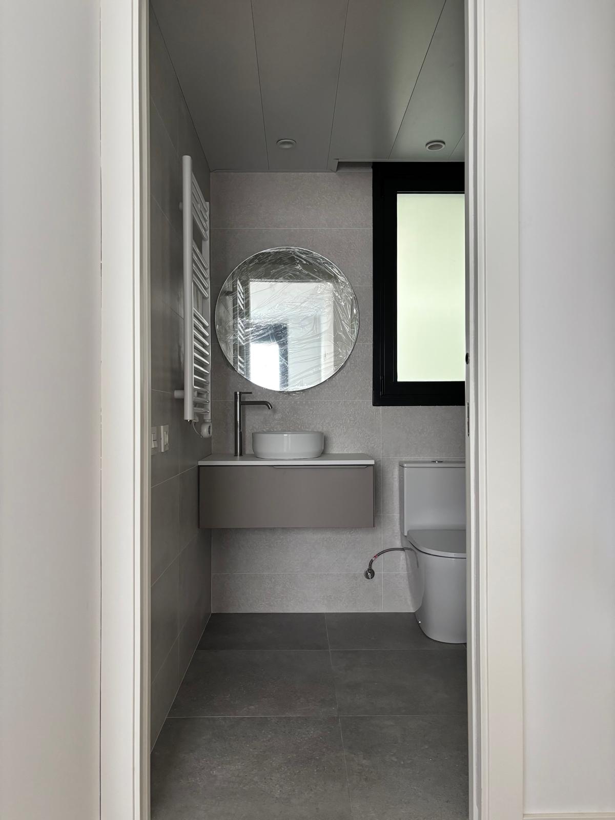 CPB – Acabados de Obra: Pavimentos, Alicatados y Pulidos.'s image