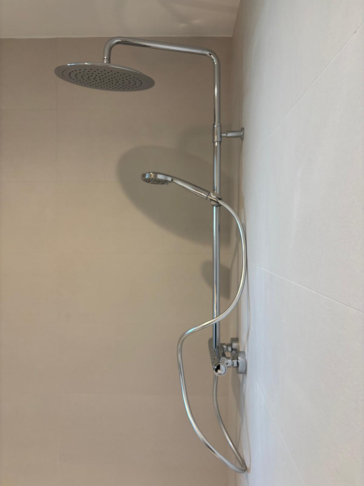 CPB – Acabados de Obra: Pavimentos, Alicatados y Pulidos.'s image