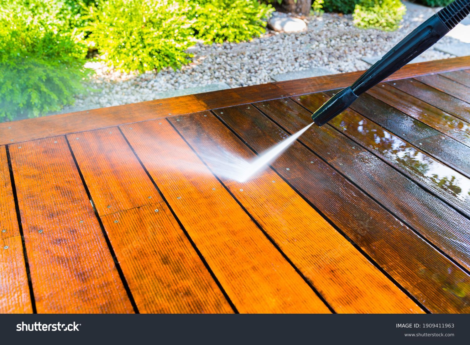 Rogos outdoor services LLC's image