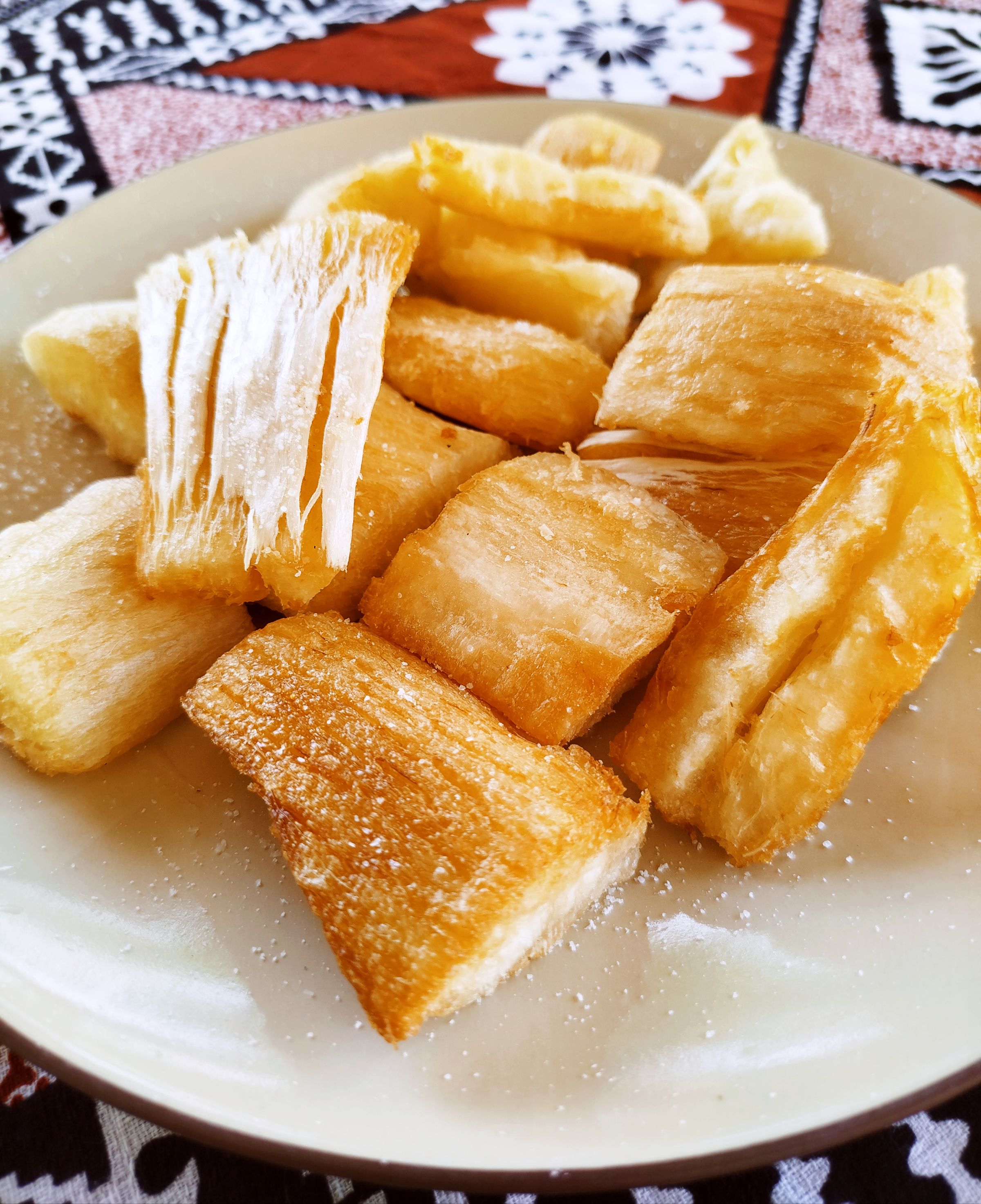Crunchy cassava, fried fresh. A simple Fijian breakfast classic.