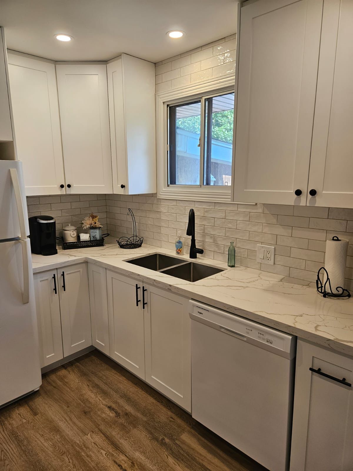 Great Lakes Renovations 's image