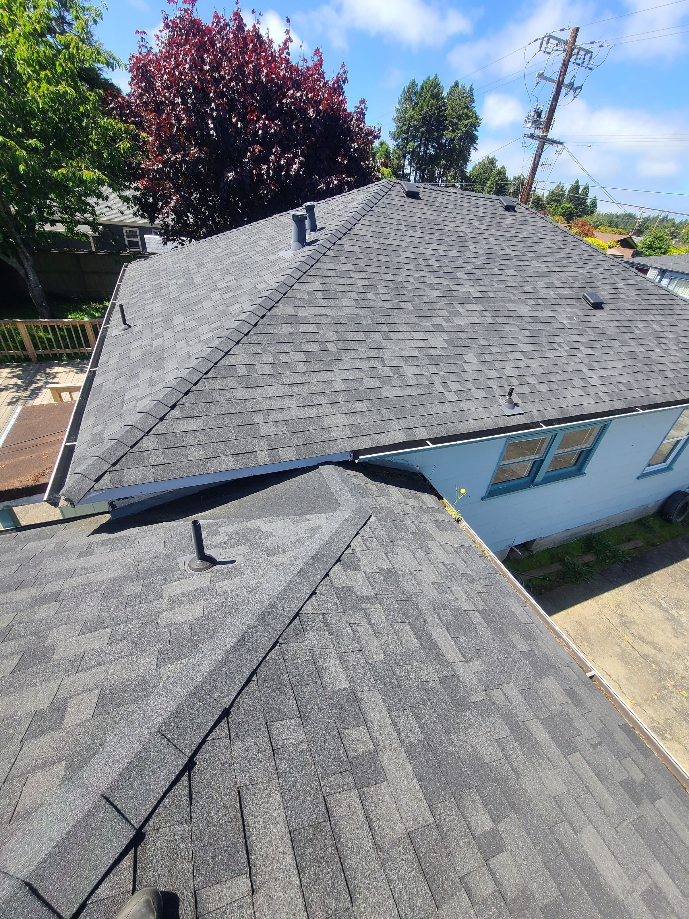 Humboldt's Local Roofing Experts's image
