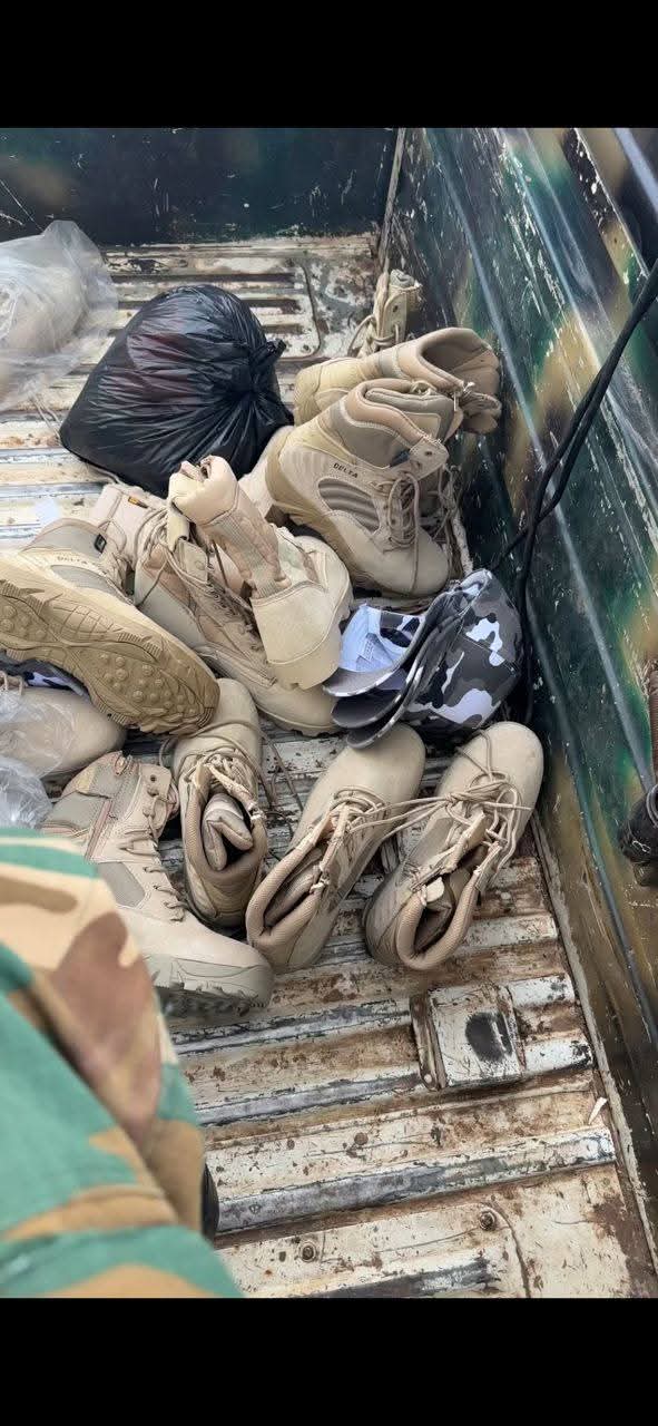 Zambia Army confiscates military regalia 