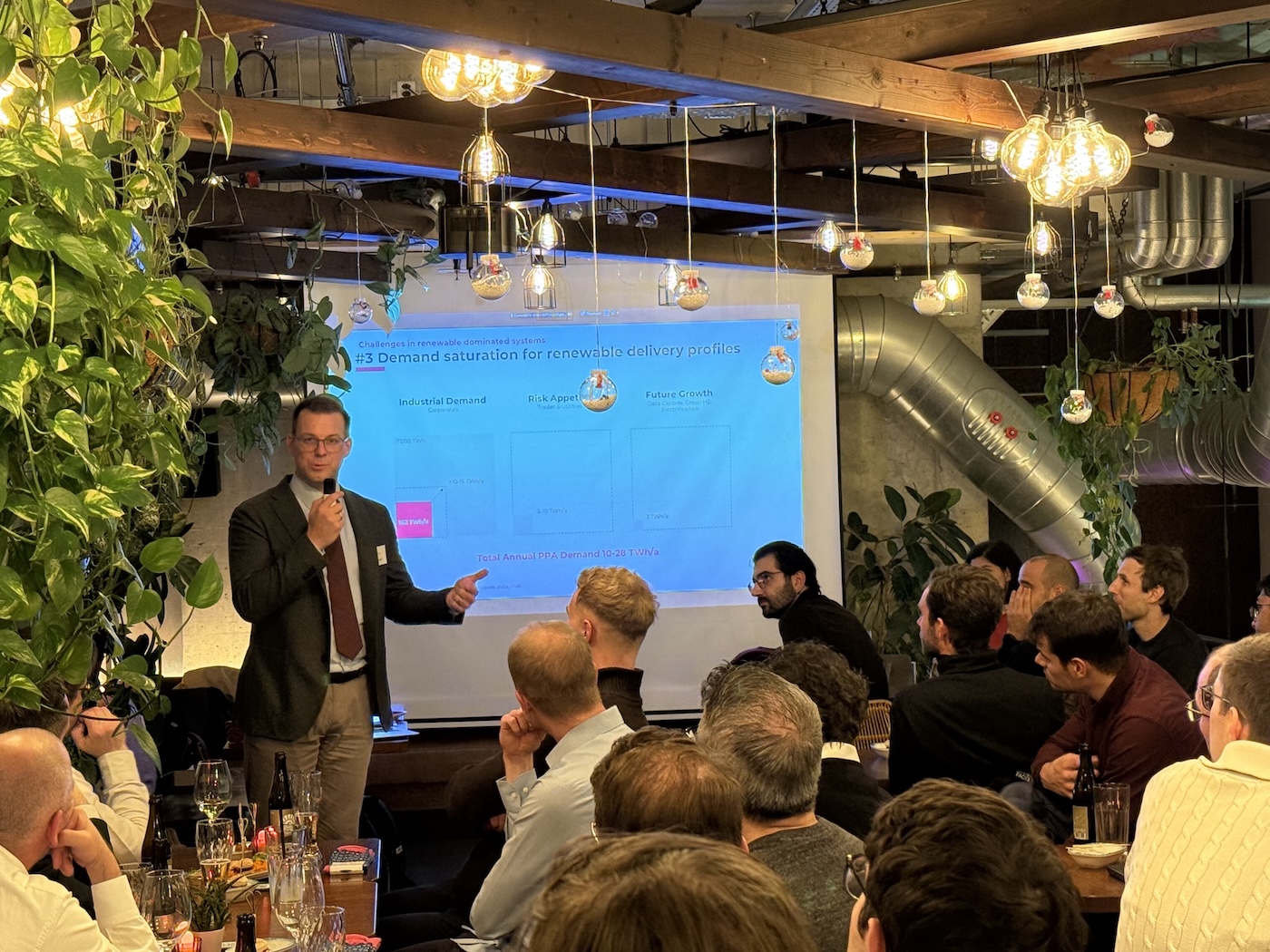 View Luca's LinkedIn profile