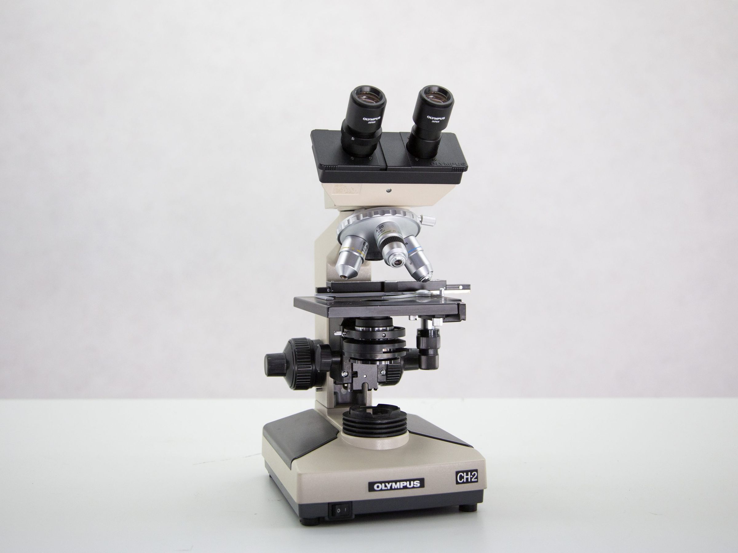 OLYMPUS CH MICROSCOPE 