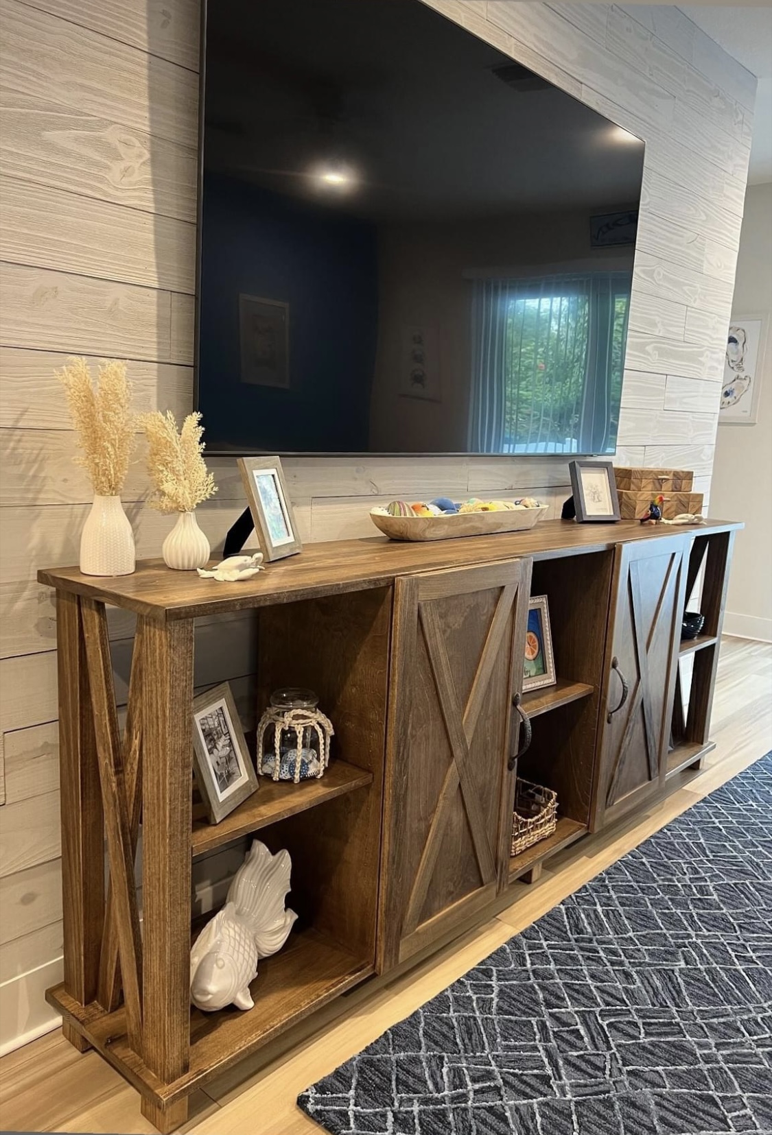 ISLAND BREEZE CUSTOM WOODWORK 's image