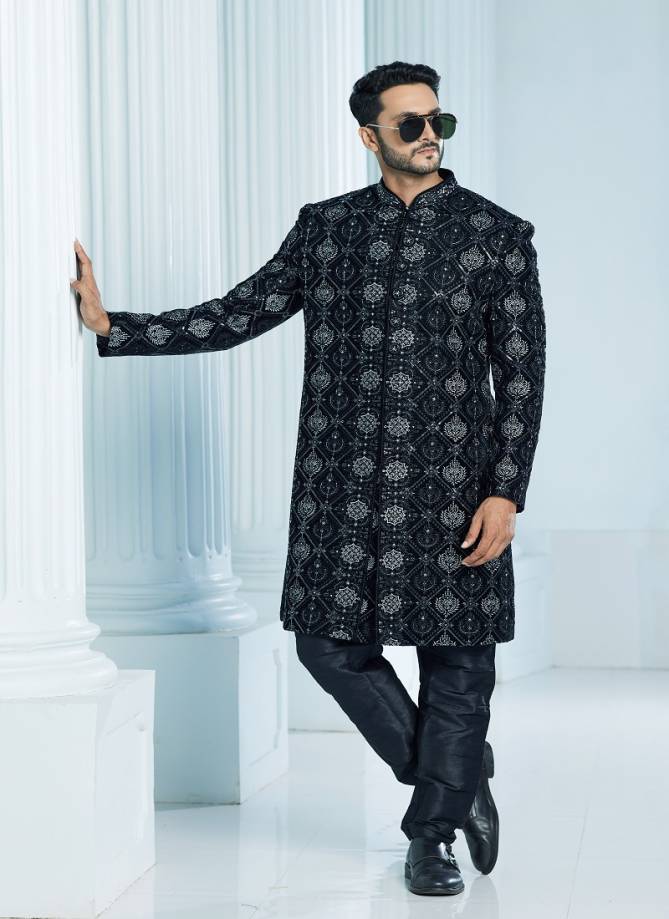 Sought Out Garments 's image