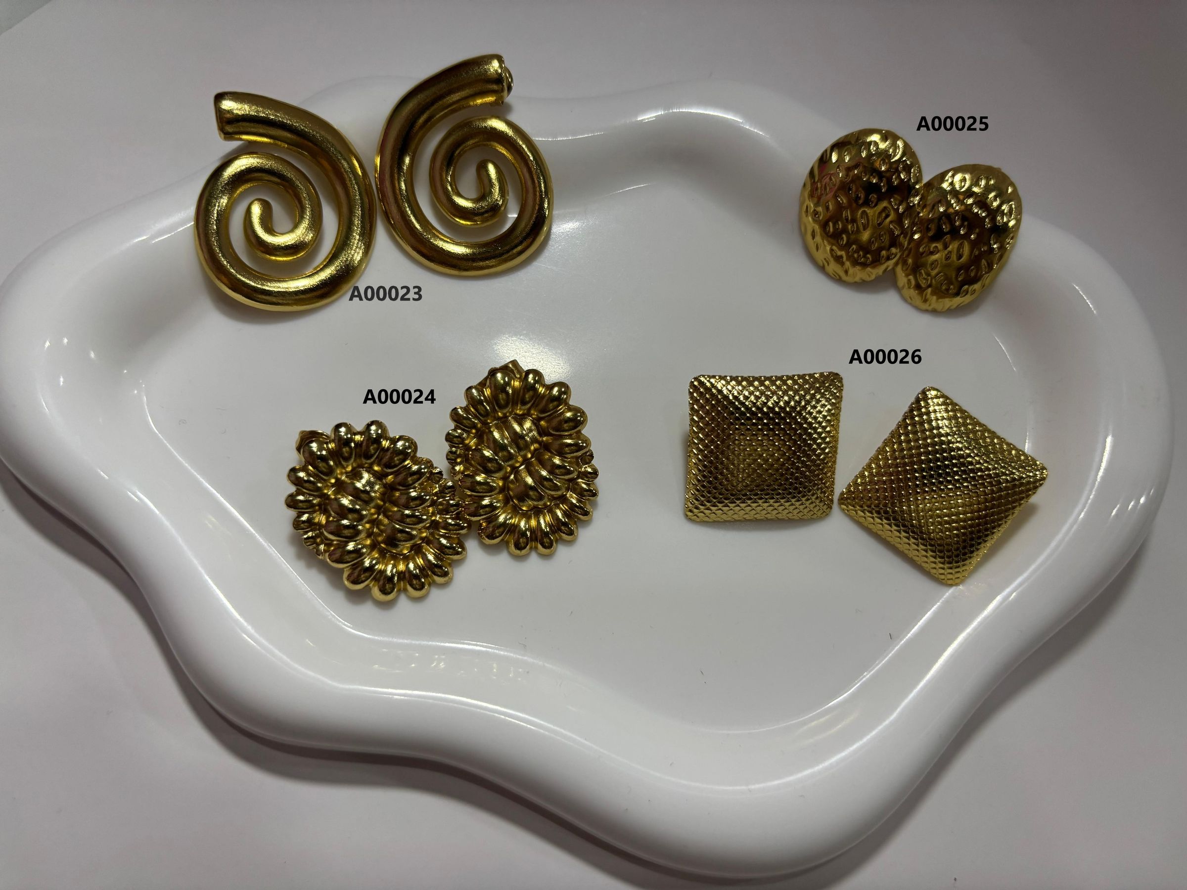 🌸 Gracias por elegirnos. Para hacer tu pedido: 1️⃣ Pulsa “Haz tu pedido” 2️⃣ Indica la referencia (inicia en A000) 💞 Ej: A005, A119 📲 ¡Te asesoramos por chat!  🚚 Envíos a nivel nacional 🇨🇴 🛵 Contraentrega el mismo día en Girardot, Flandes y Ricaurte ✨ (aplica para pedidos del día)