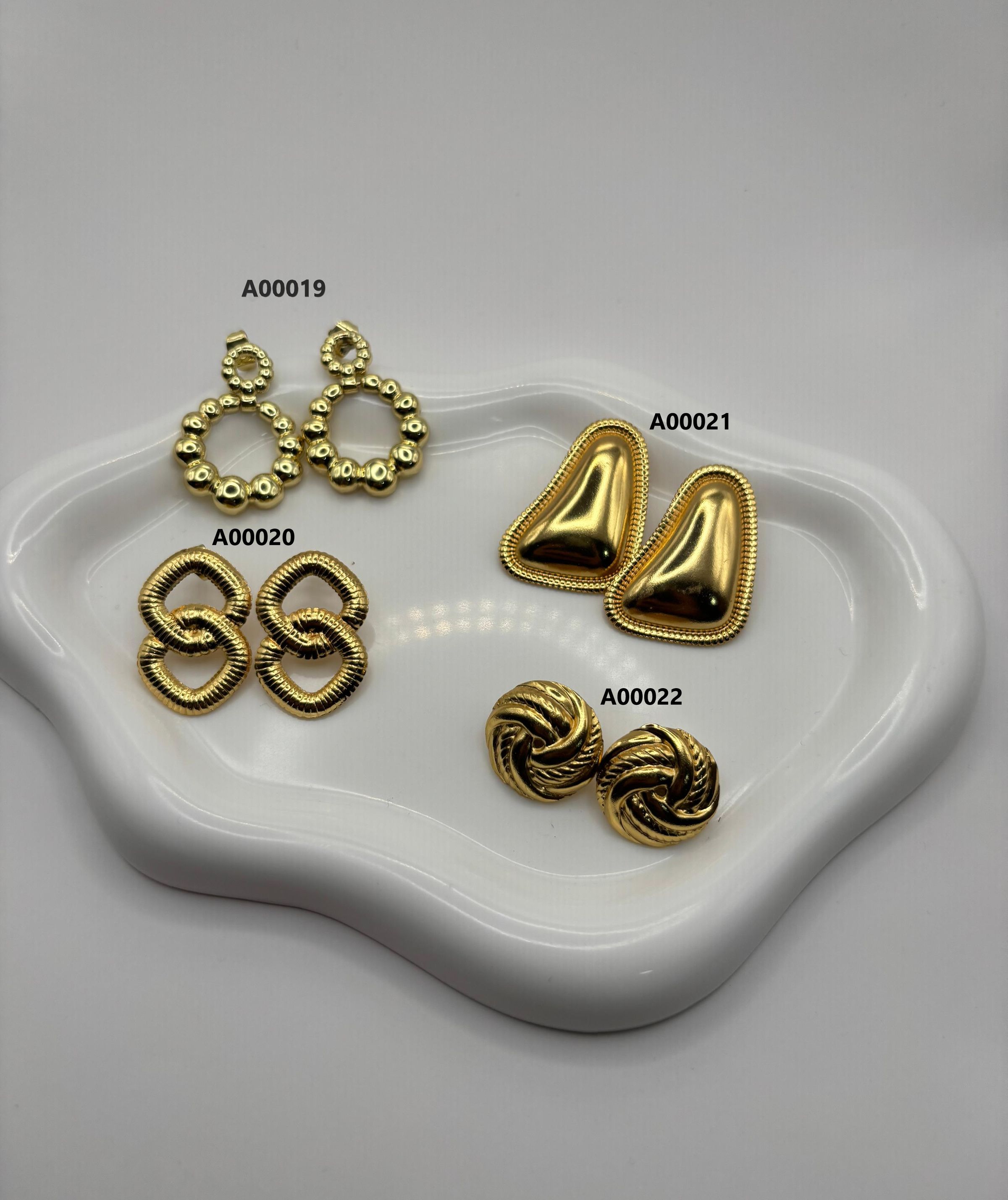 🌸 Gracias por elegirnos. Para hacer tu pedido: 1️⃣ Pulsa “Haz tu pedido” 2️⃣ Indica la referencia (inicia en A000) 💞 Ej: A005, A119 📲 ¡Te asesoramos por chat!  🚚 Envíos a nivel nacional 🇨🇴 🛵 Contraentrega el mismo día en Girardot, Flandes y Ricaurte ✨ (aplica para pedidos del día)