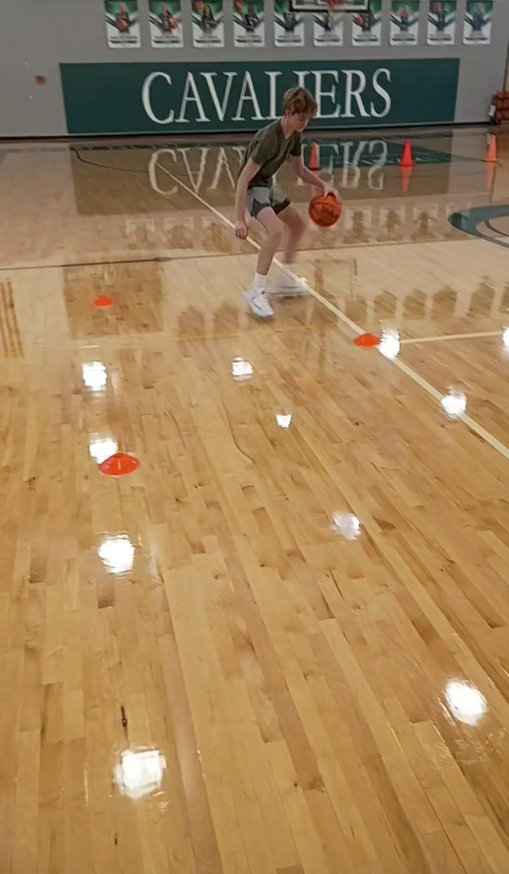 Daystar Elite Basketball 's image