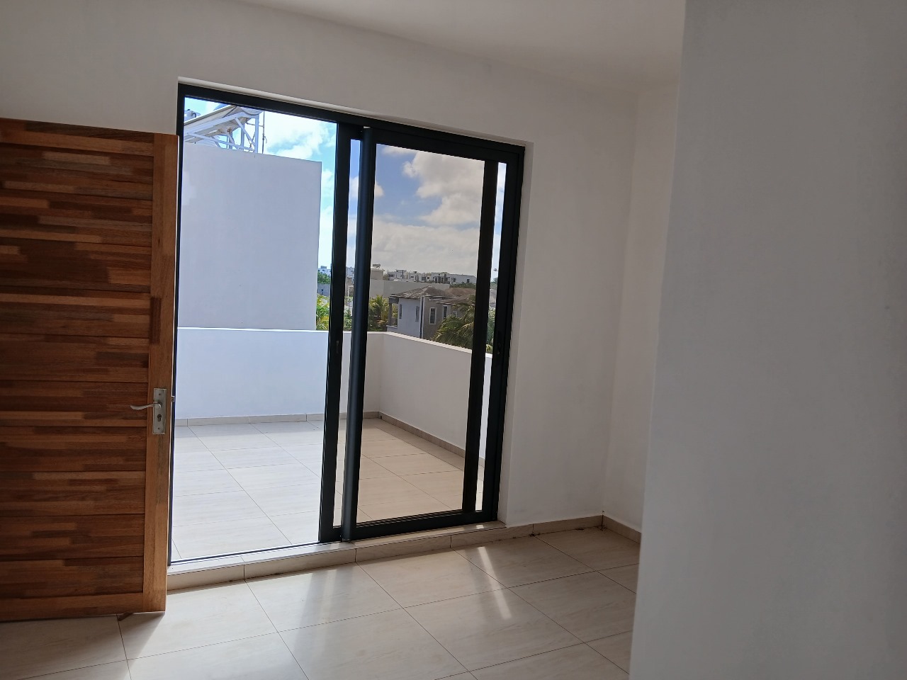 Luxor Estates Ltd's image