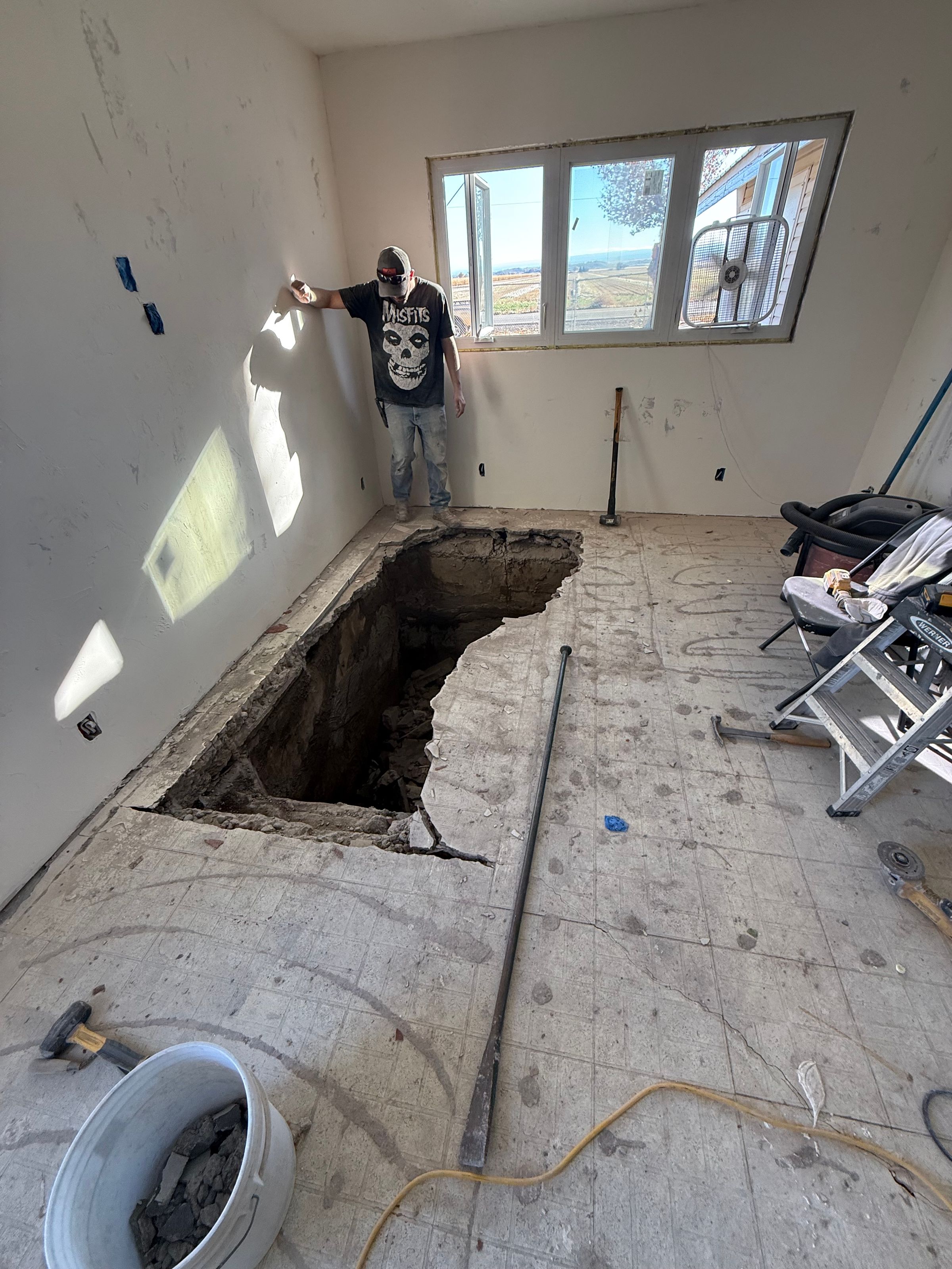 Lewis Construction's image