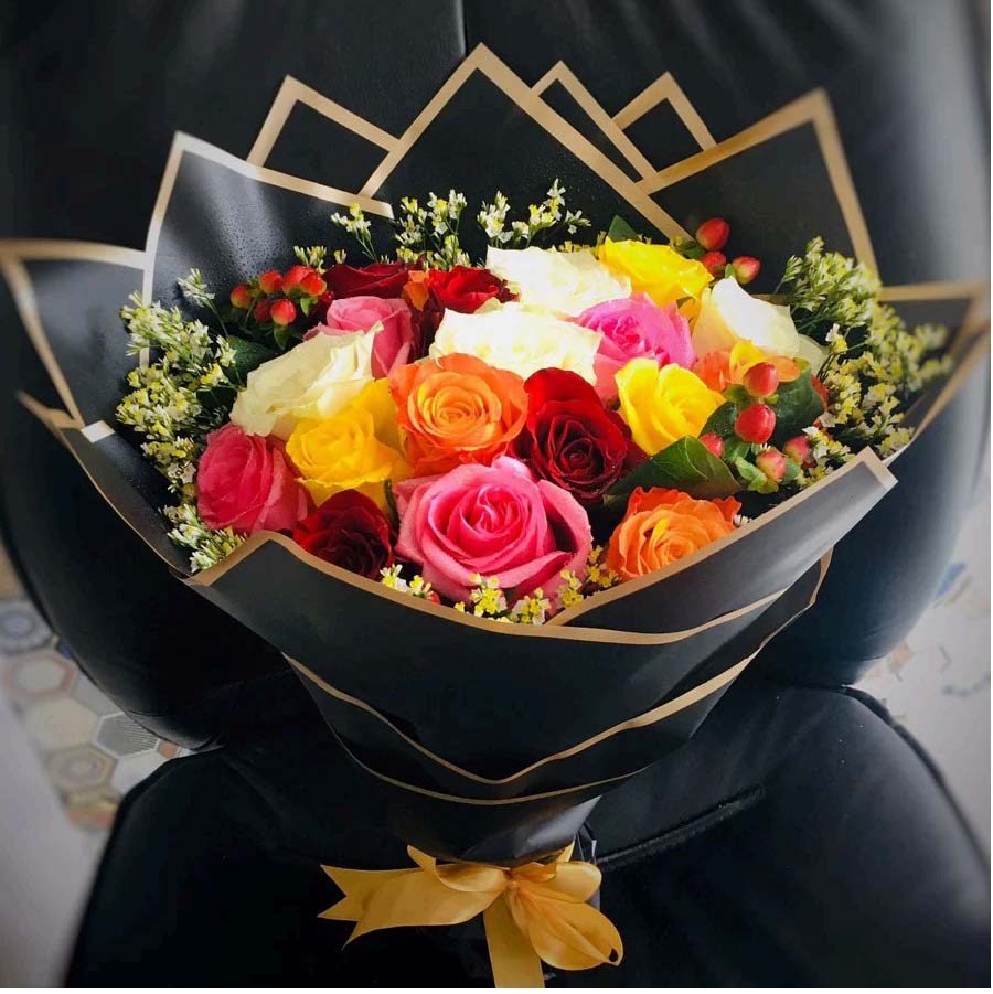 Mixed Roses Bouquet