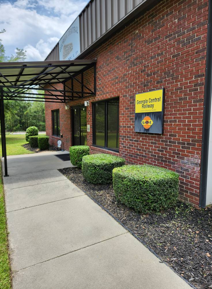 M & M Landscaping's image