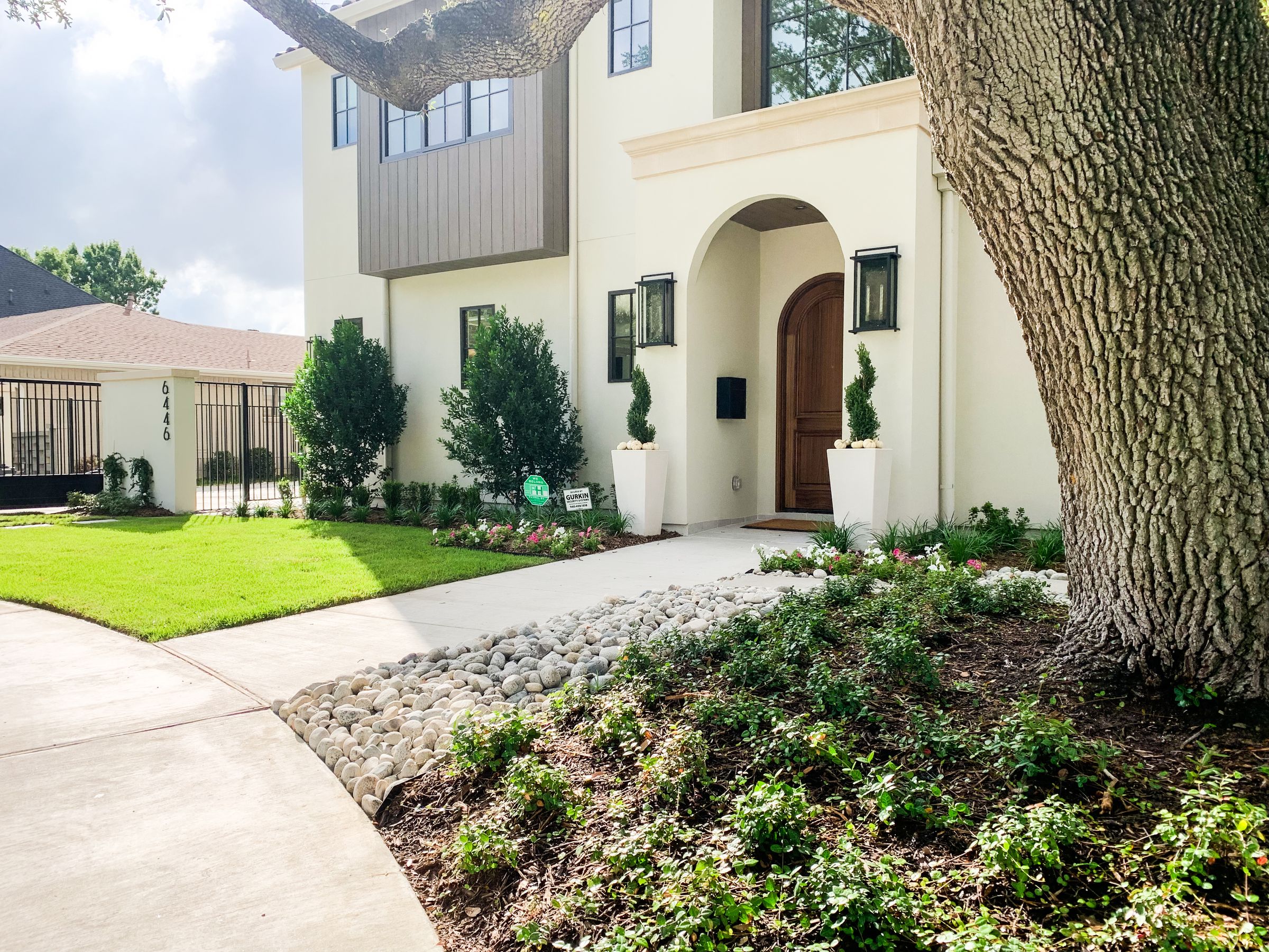 Root & Stone's image