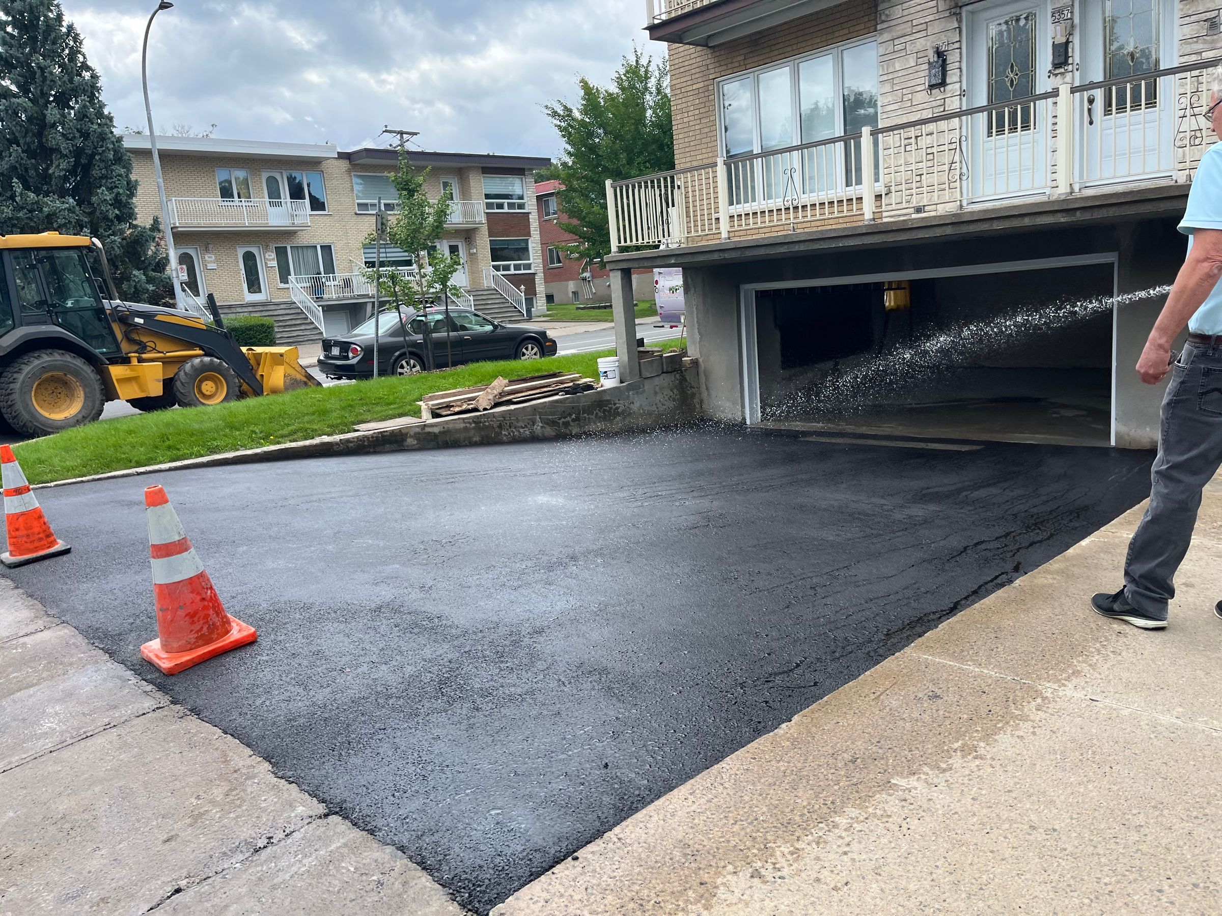 Pavage SF Inc. | Asphalte, Excavation et Béton à Montréal's image