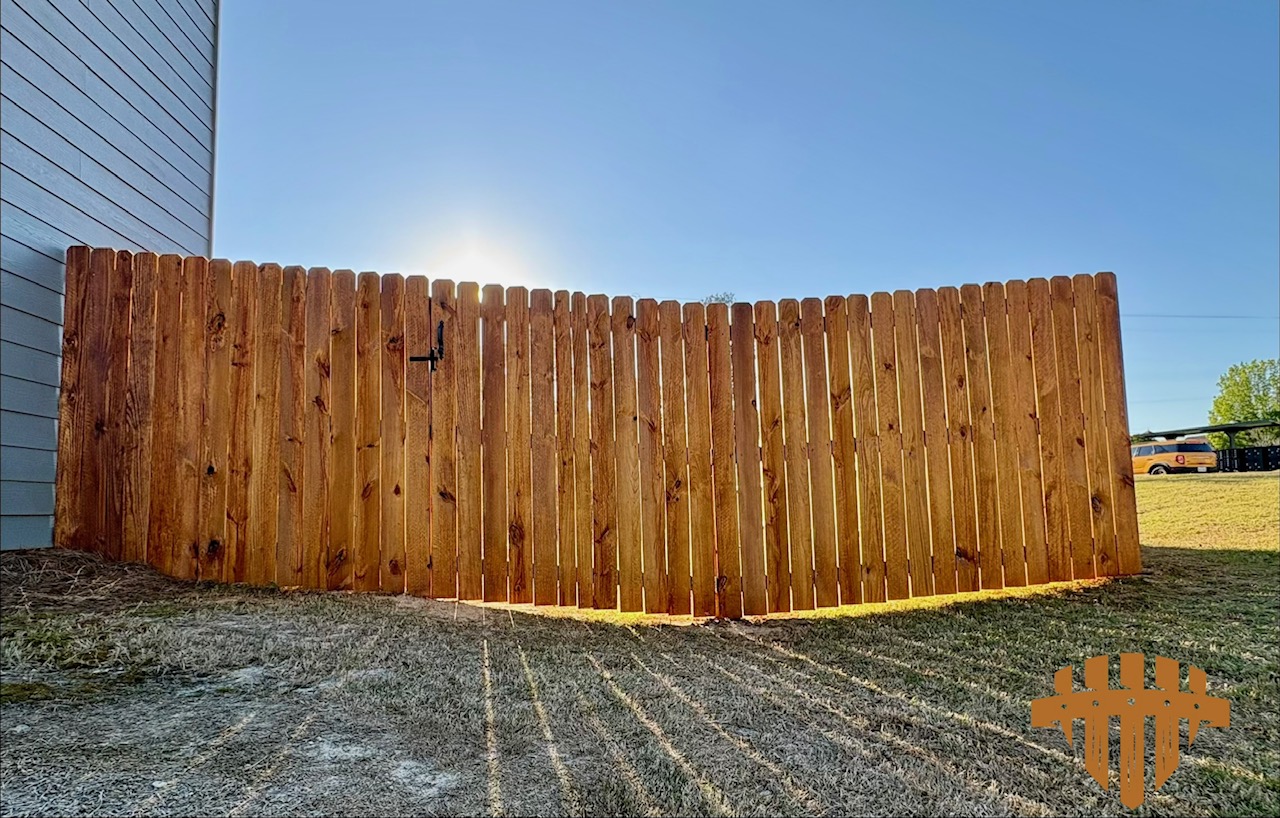 Fence stain (Cedar) Opelika, Al