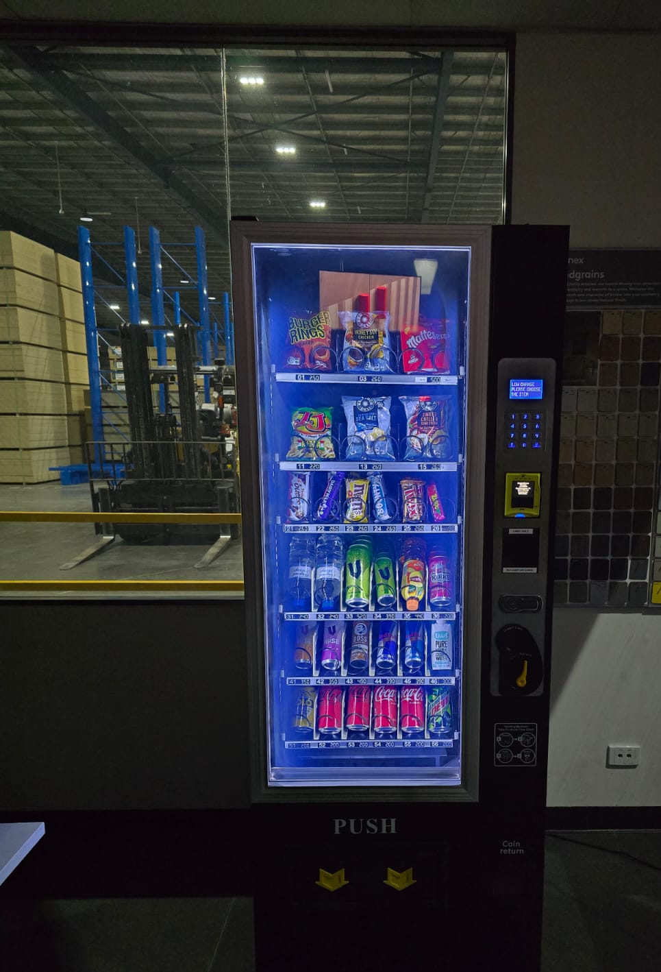 Easy Eats Vending's image