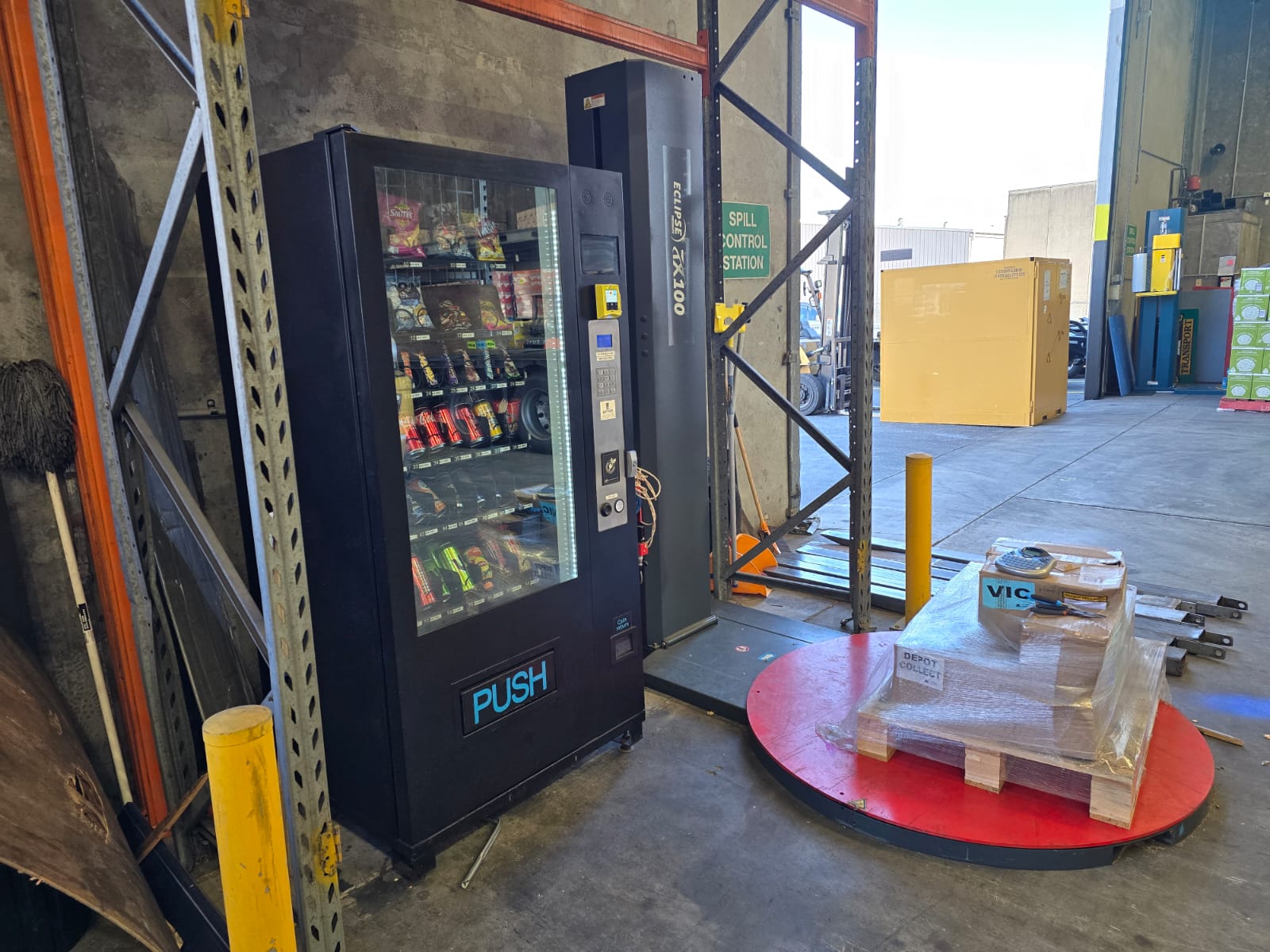 Easy Eats Vending's image