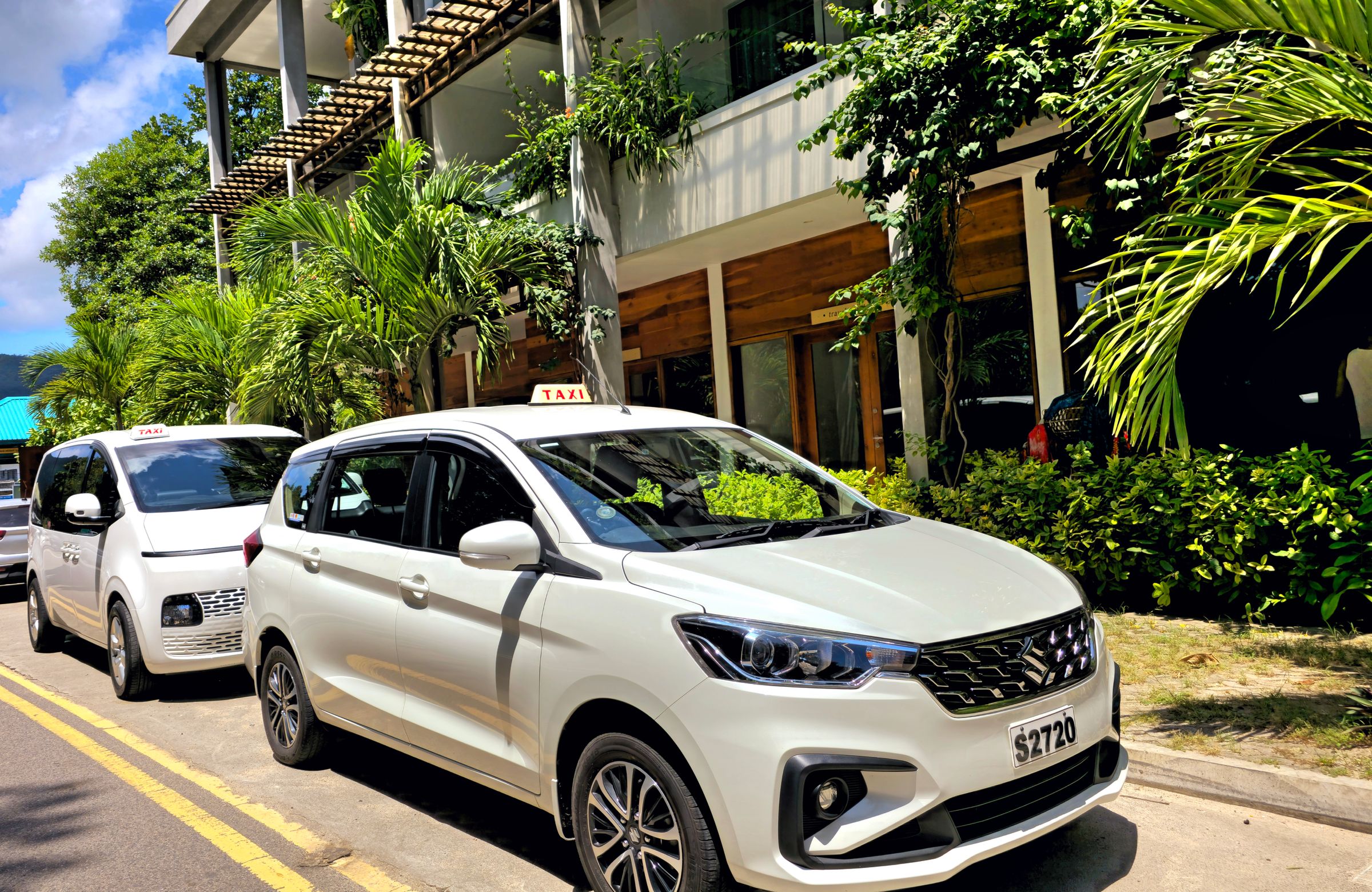 DFL Taxi Service's image