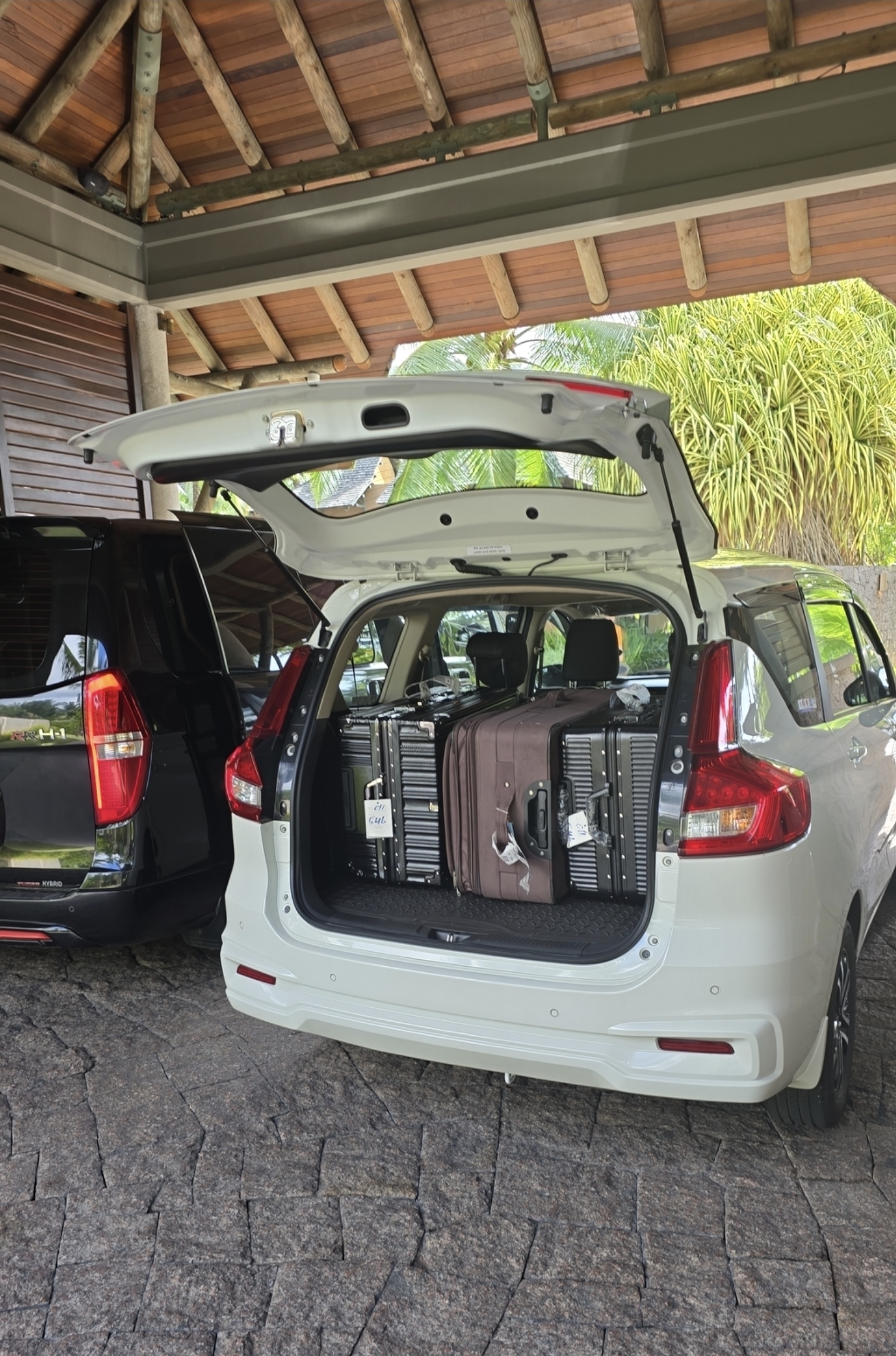 DFL Taxi Serice's image