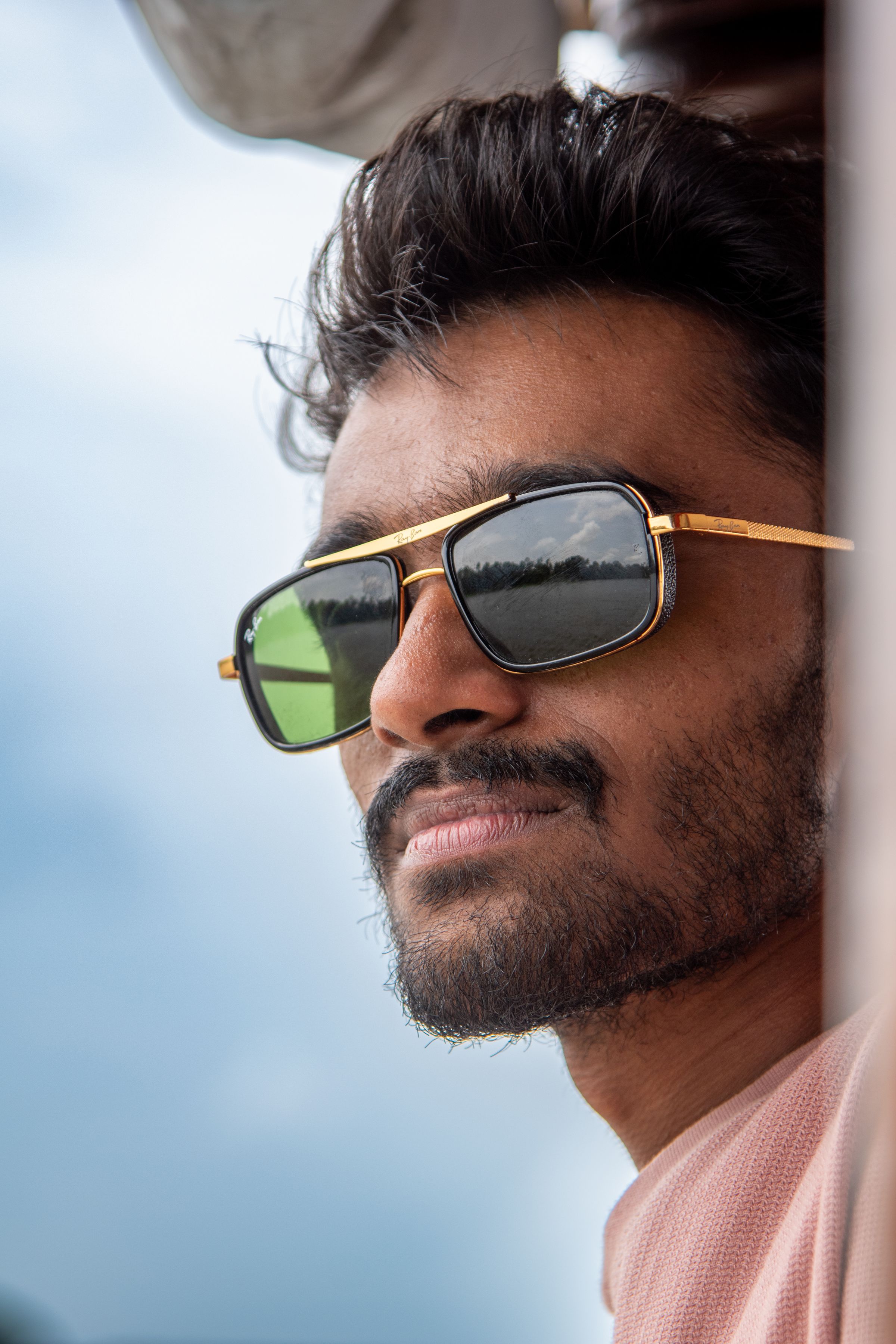 Sunlit Confidence – A personality that shines through shades.