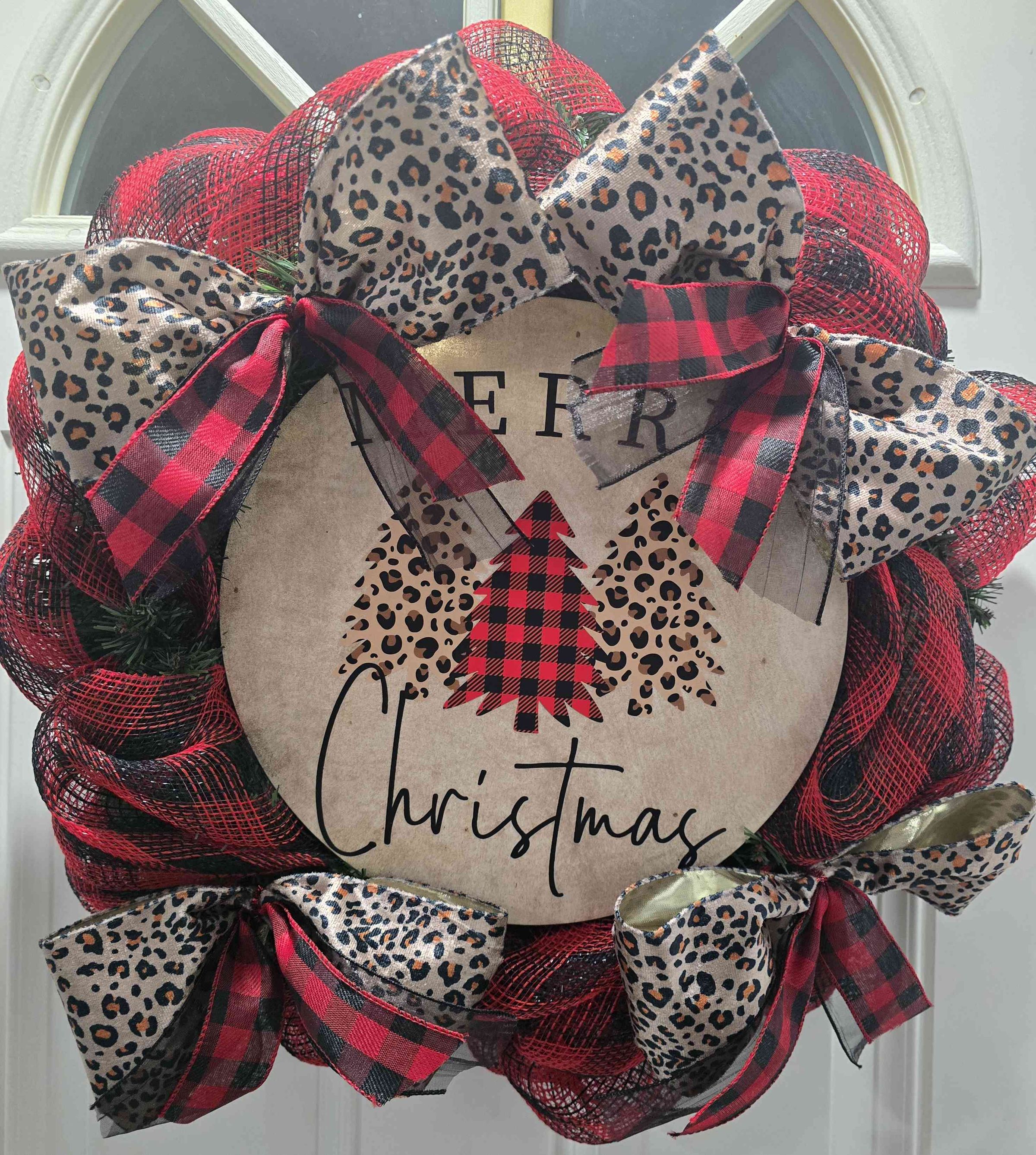 Seasonal Chic By Joy's image