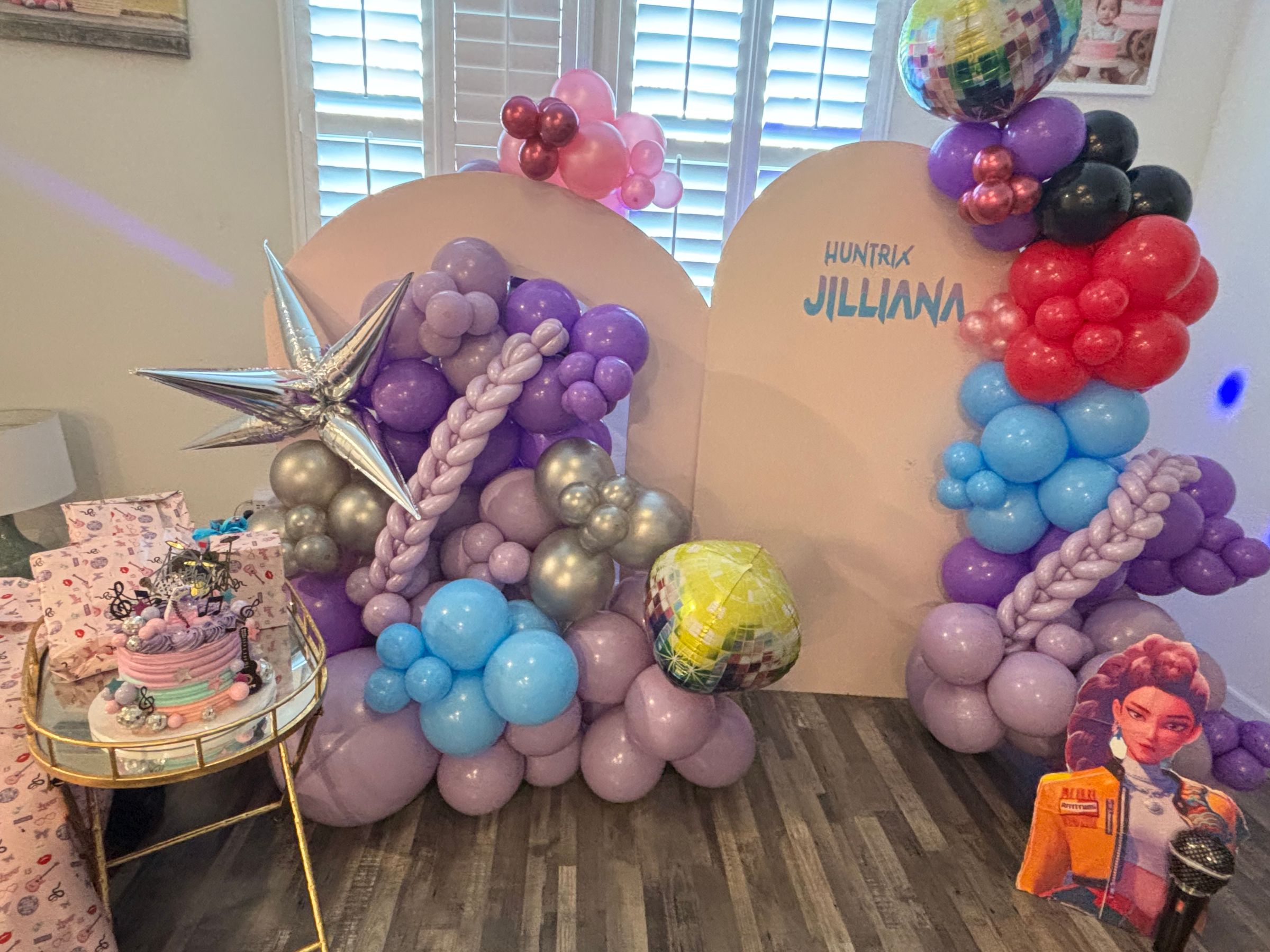 JLuxe Balloons's image