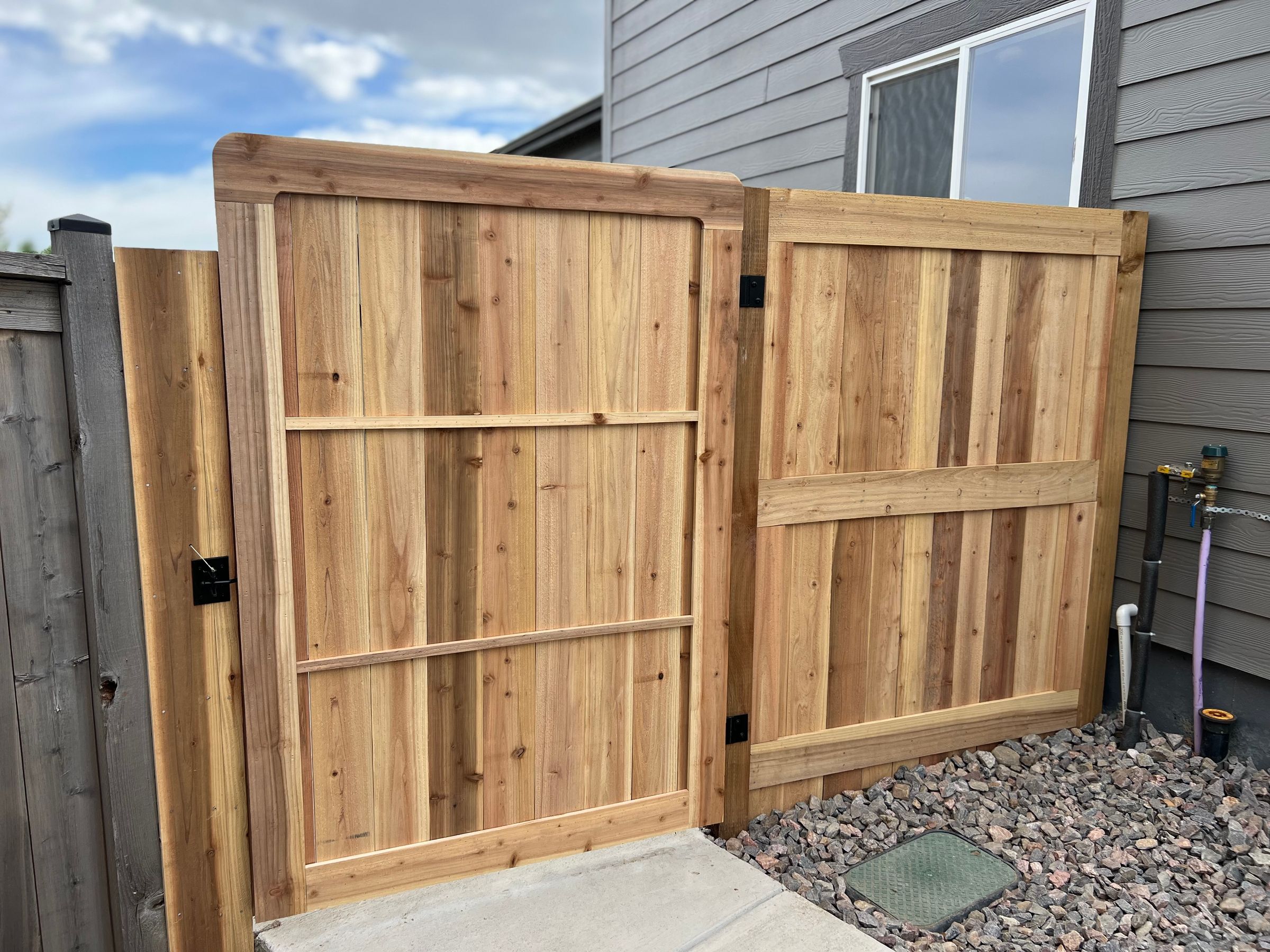 4 legends outdoor living and landscaping 's image