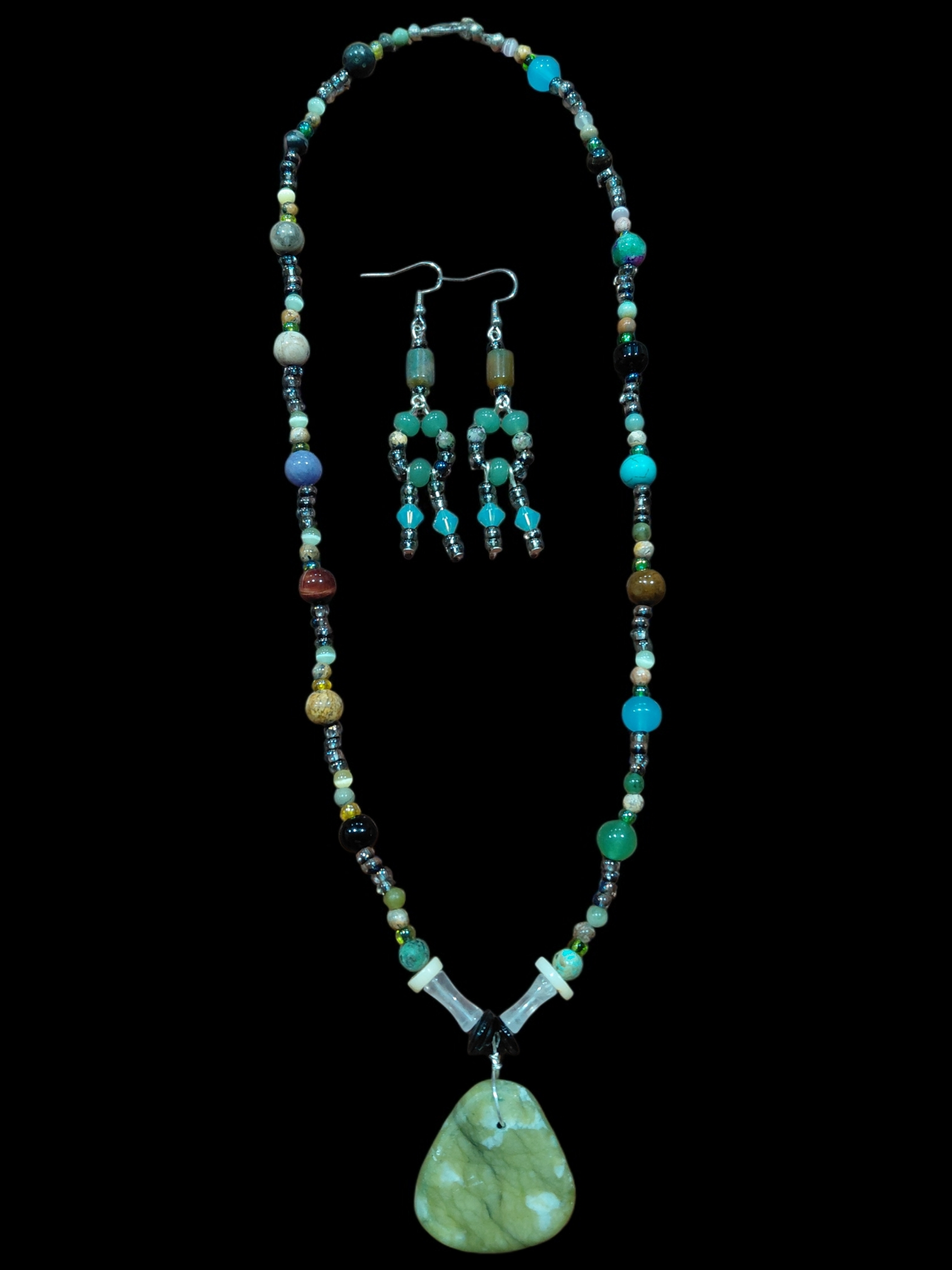 Joyas Artesenales Mandita Celina's image