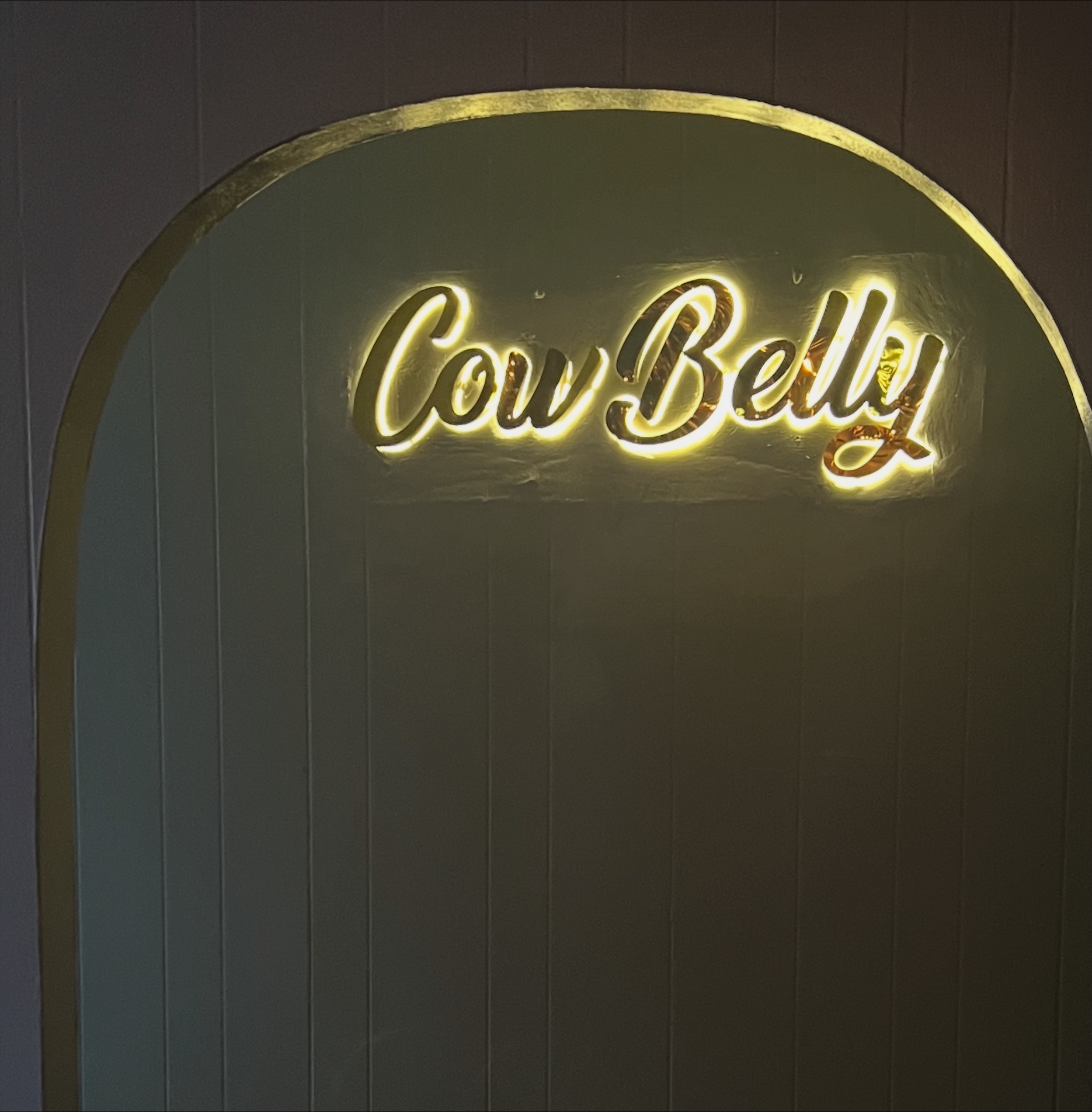 Cow Belly Mirror Gold Sign