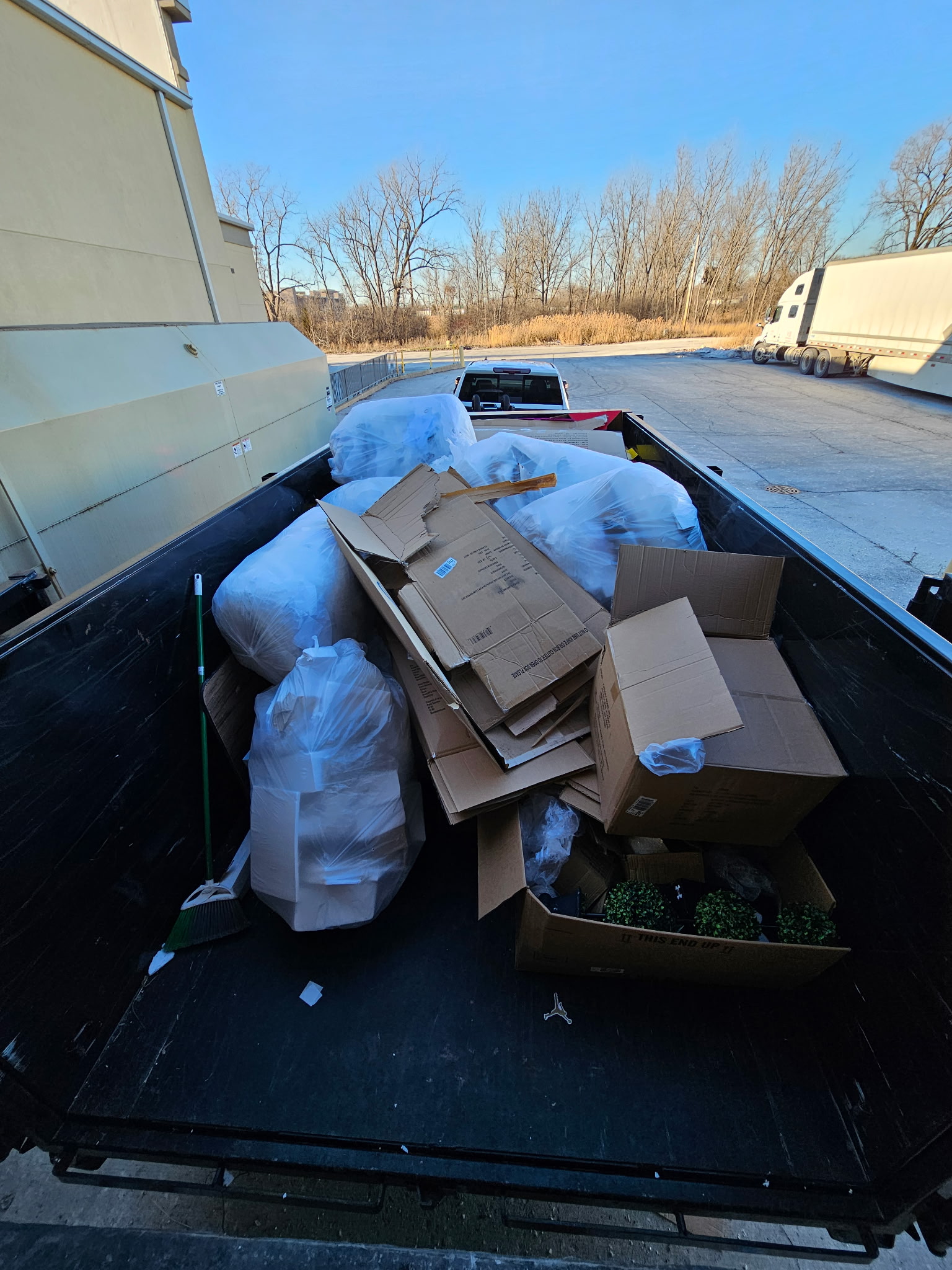 Stampede Hauling & Junk Removal, LLC's image