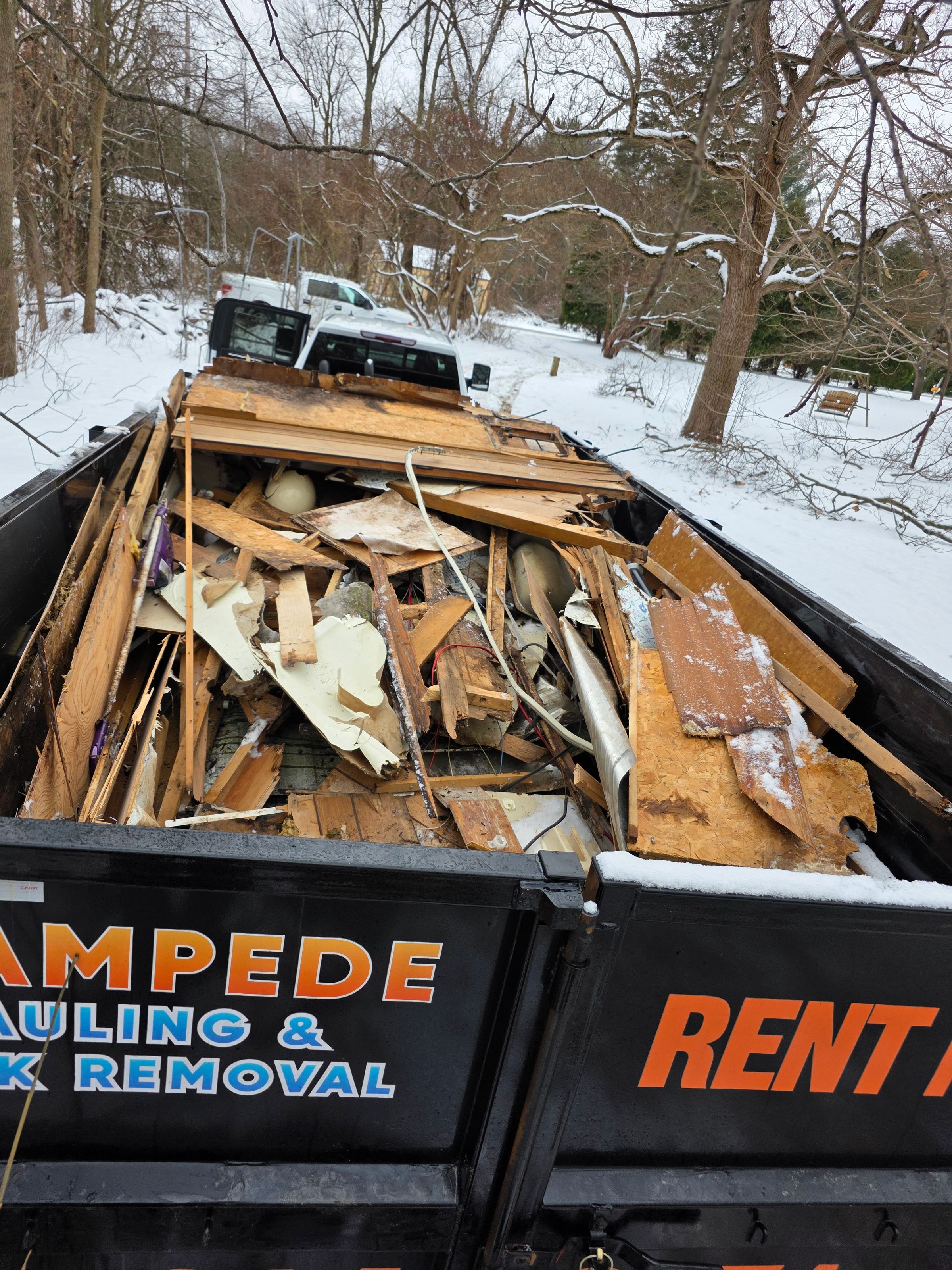 Stampede Hauling & Junk Removal, LLC's image