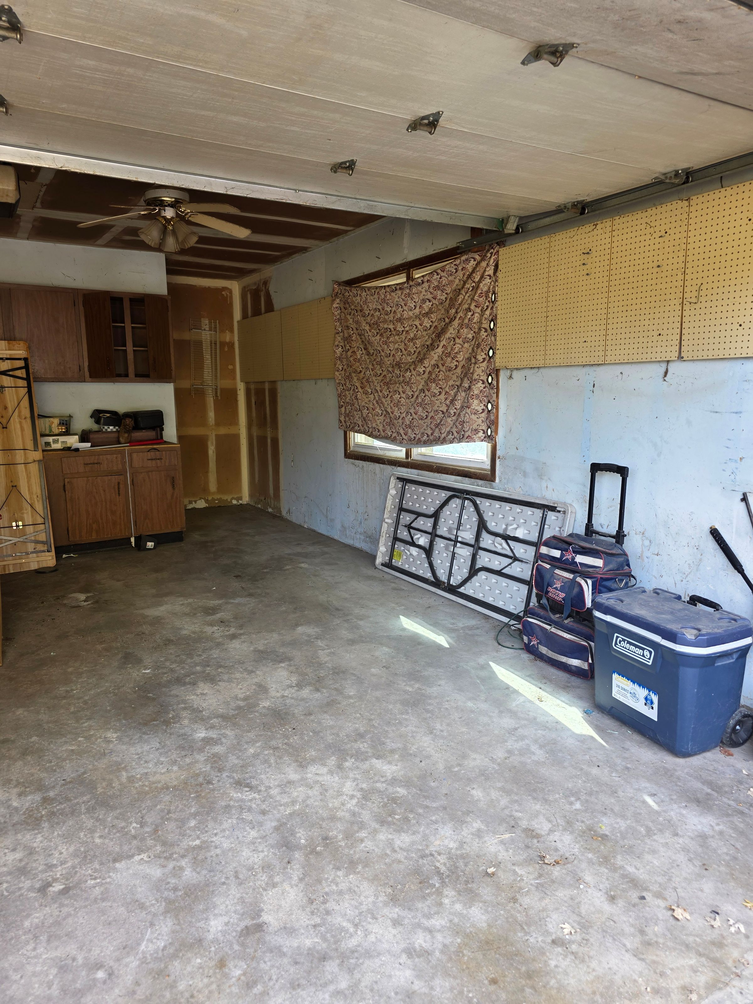 Stampede Hauling & Junk Removal, LLC's image