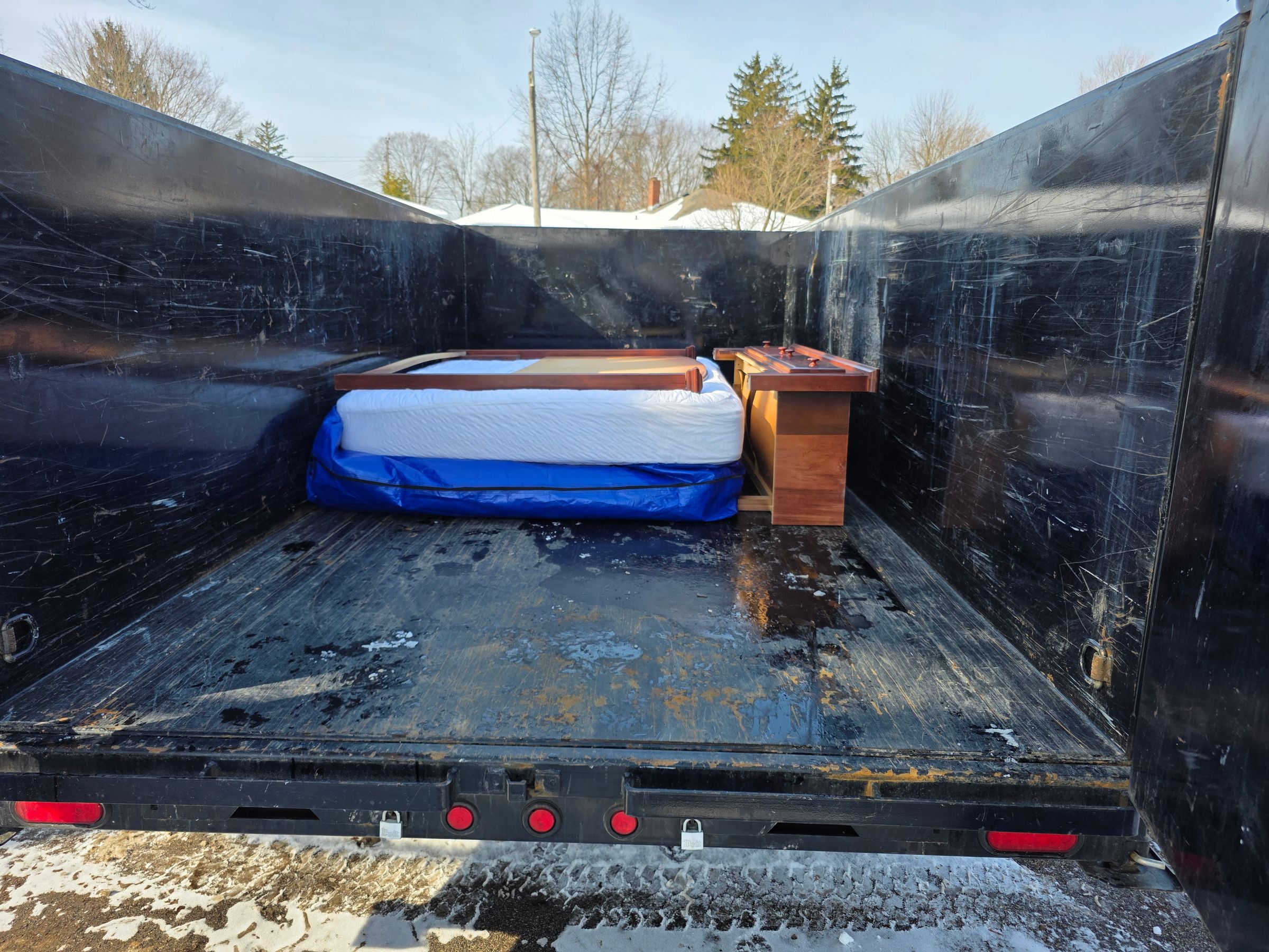 Stampede Hauling & Junk Removal, LLC's image