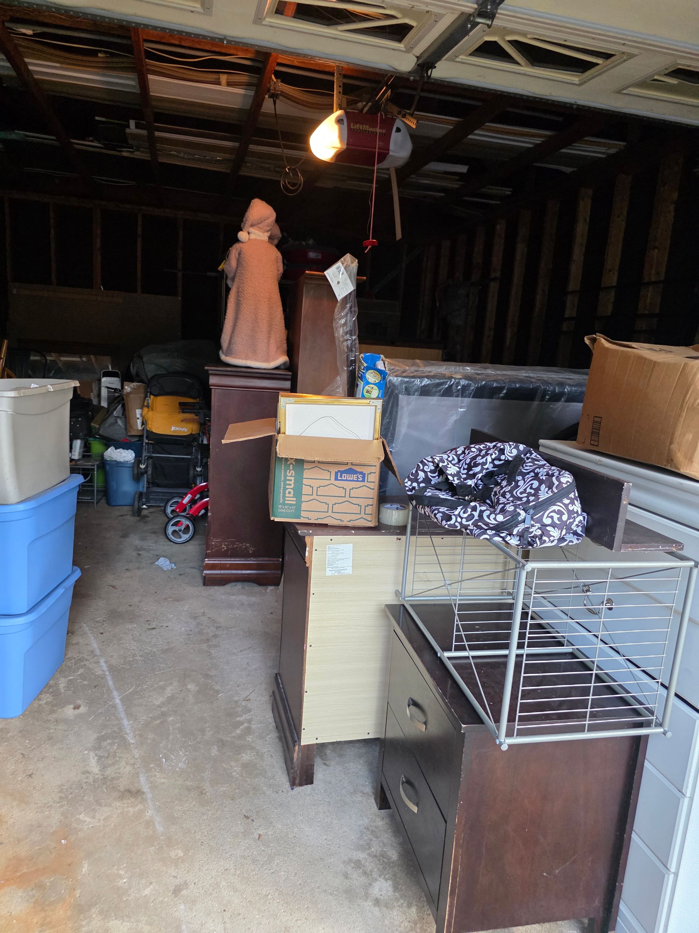 Stampede Hauling & Junk Removal, LLC's image
