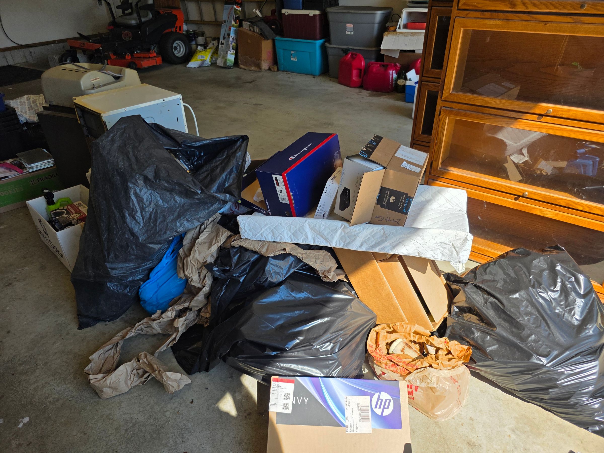Stampede Hauling & Junk Removal, LLC's image
