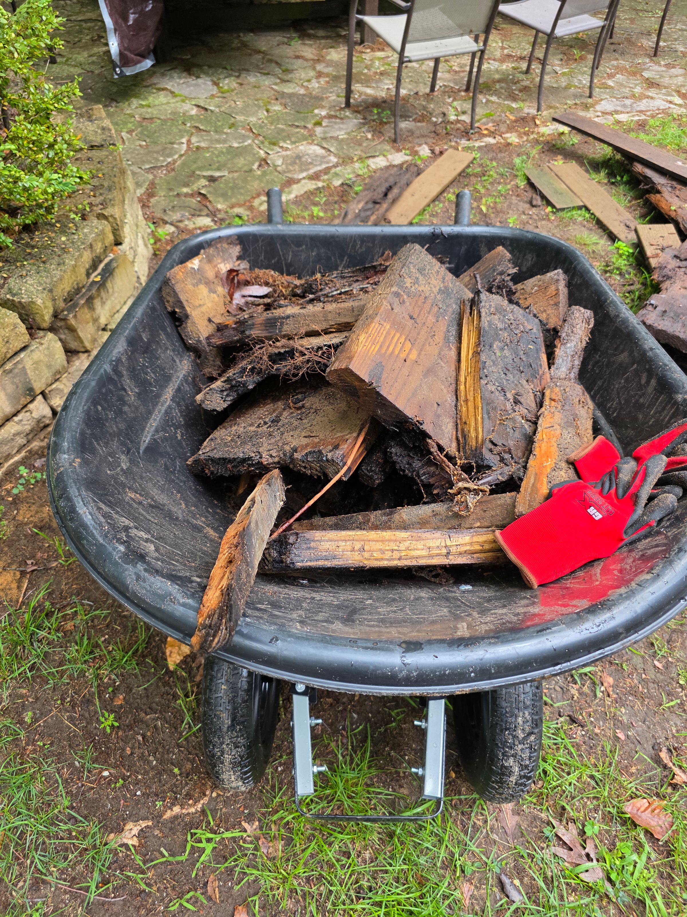 Stampede Hauling & Junk Removal, LLC's image