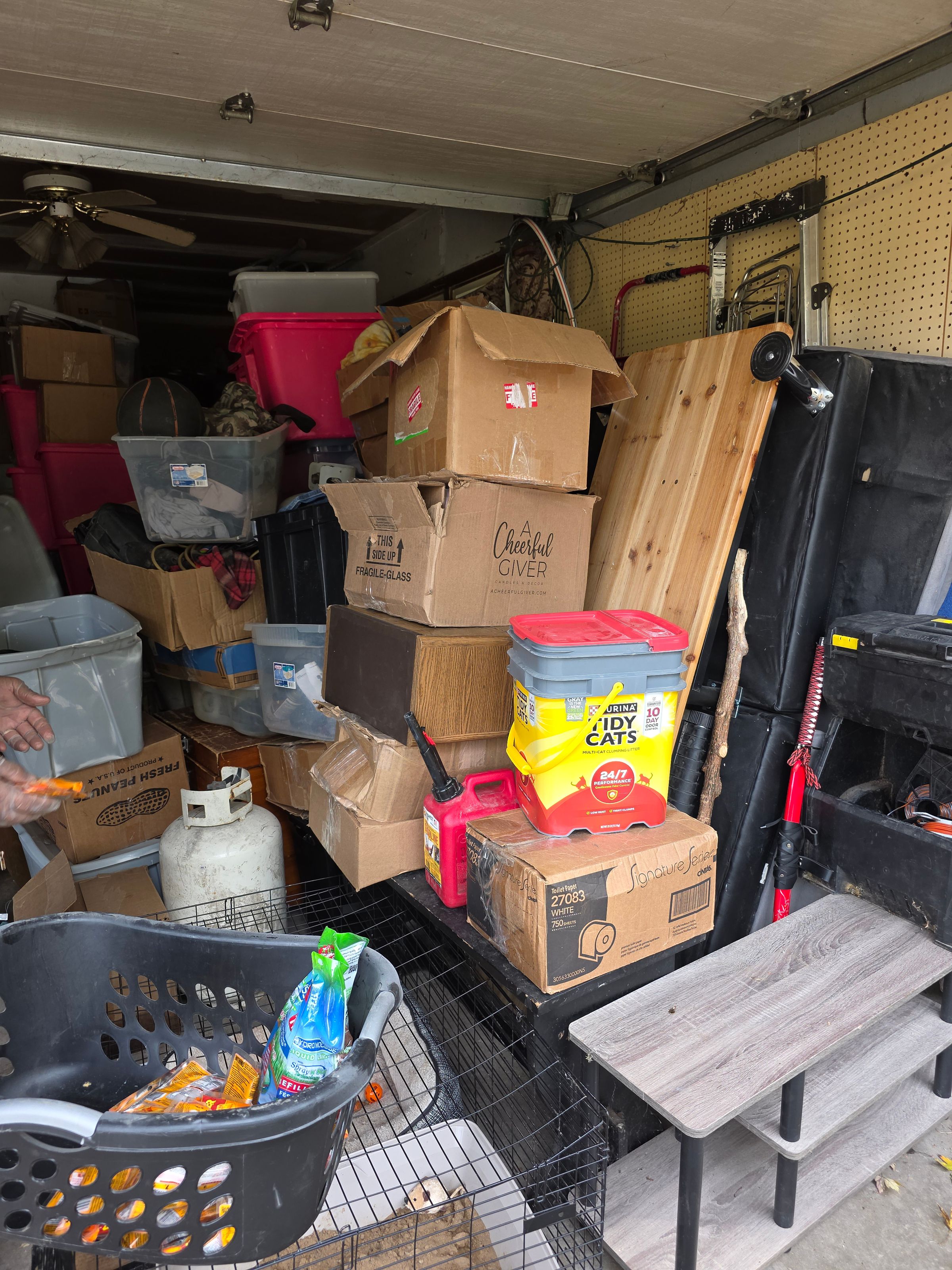 Stampede Hauling & Junk Removal, LLC's image