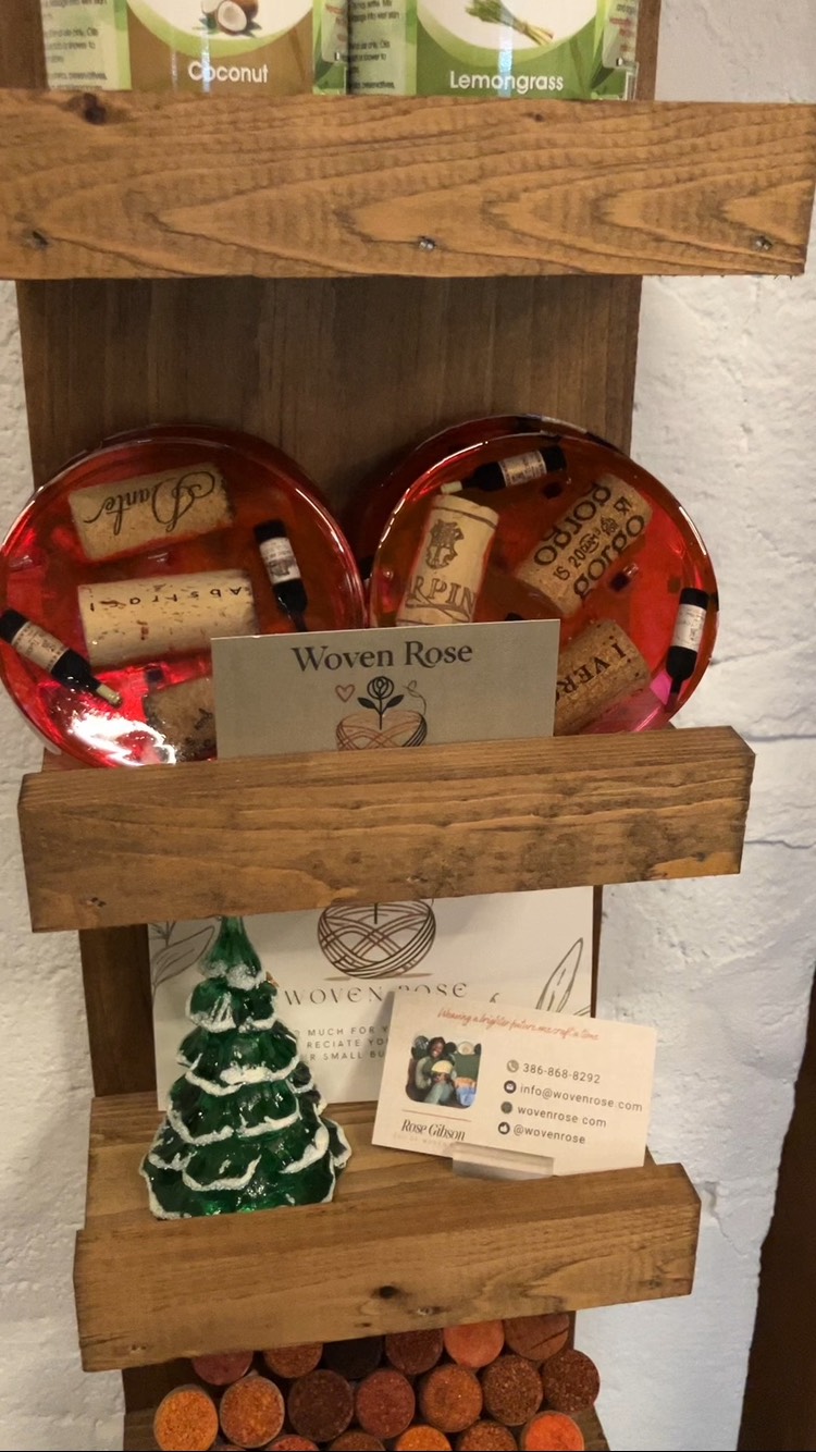 Vino del Mare Wine Bar & Lounge's image