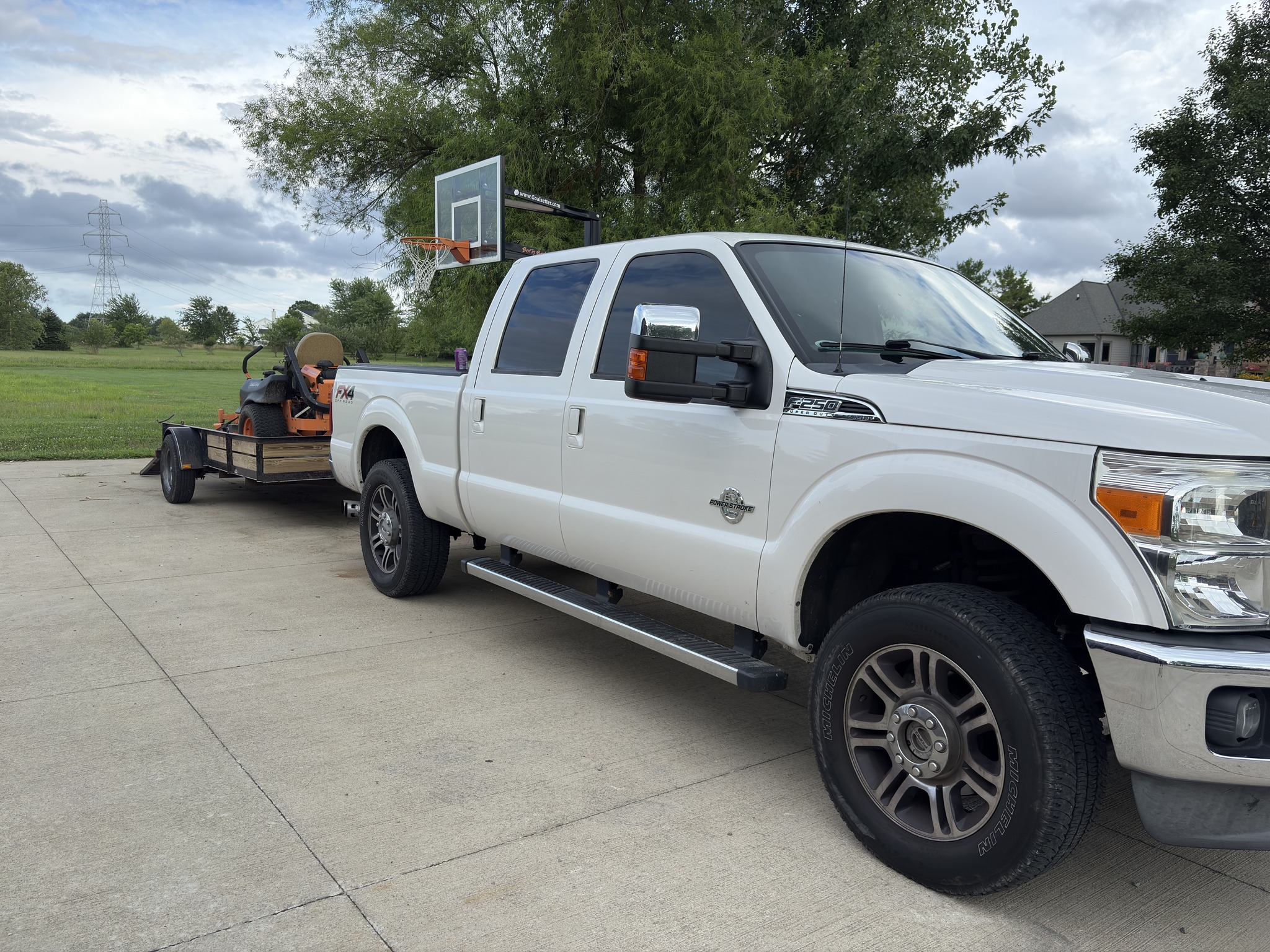 My 2013 F-250 PowerStroke Ford SuperDuty.
